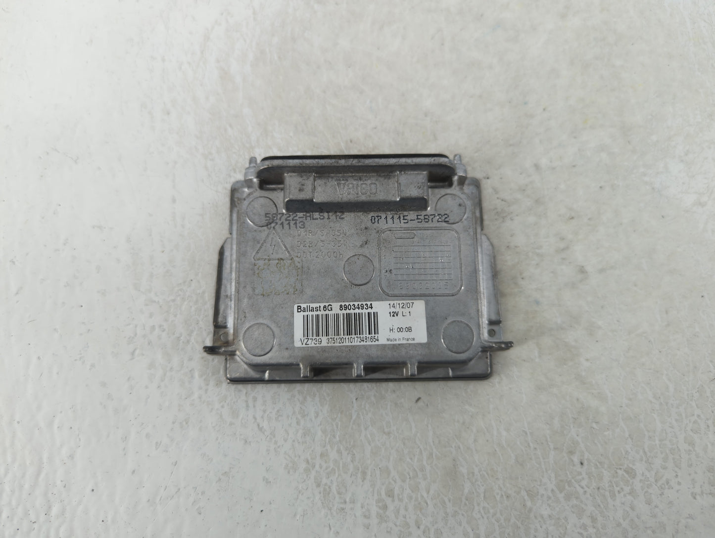 2008 Gmc Acadia Headlight Ballast Head Light Silver Metallic - Oemusedautoparts1.com