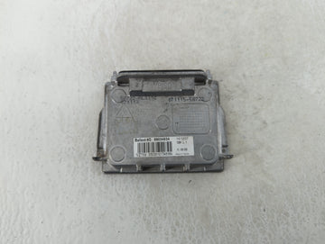 2008 Gmc Acadia Headlight Ballast Head Light Silver Metallic - Oemusedautoparts1.com