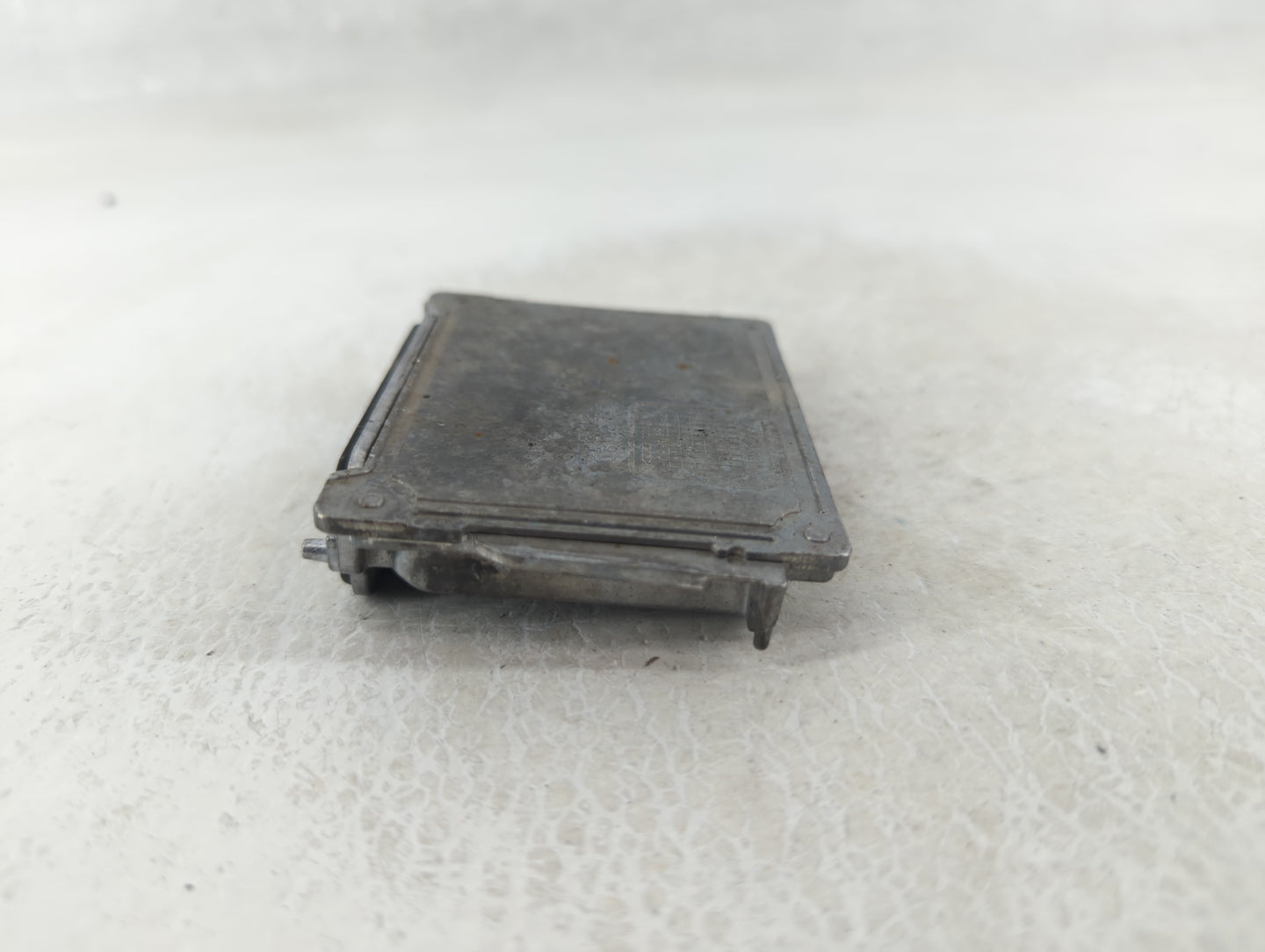 2008 Gmc Acadia Headlight Ballast Head Light Silver Metallic - Oemusedautoparts1.com