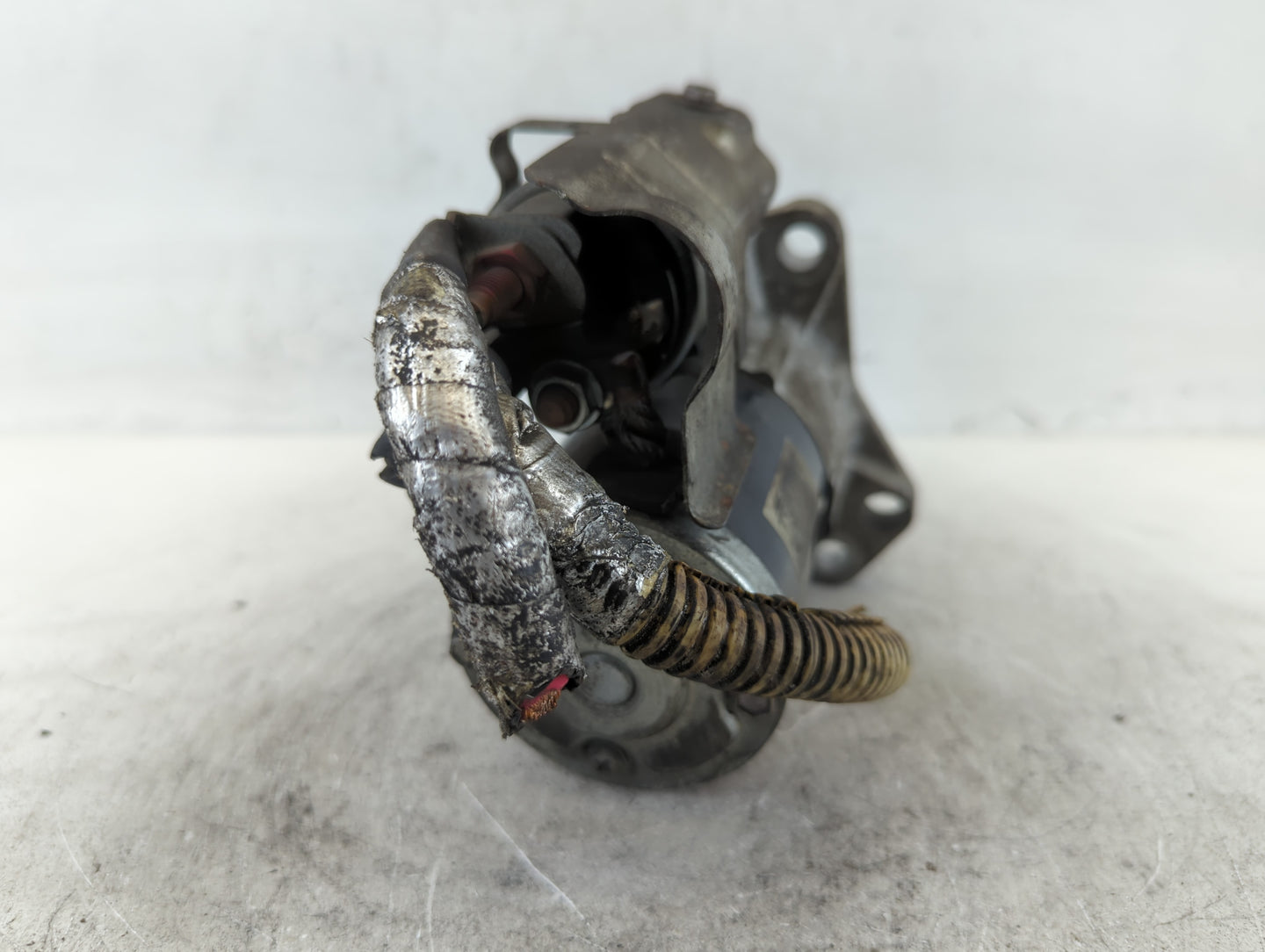 2007-2017 Gmc Acadia Car Starter Motor Solenoid OEM P/N:M000T36571 12601721 Fits OEM Used Auto Parts - Oemusedautoparts1.com