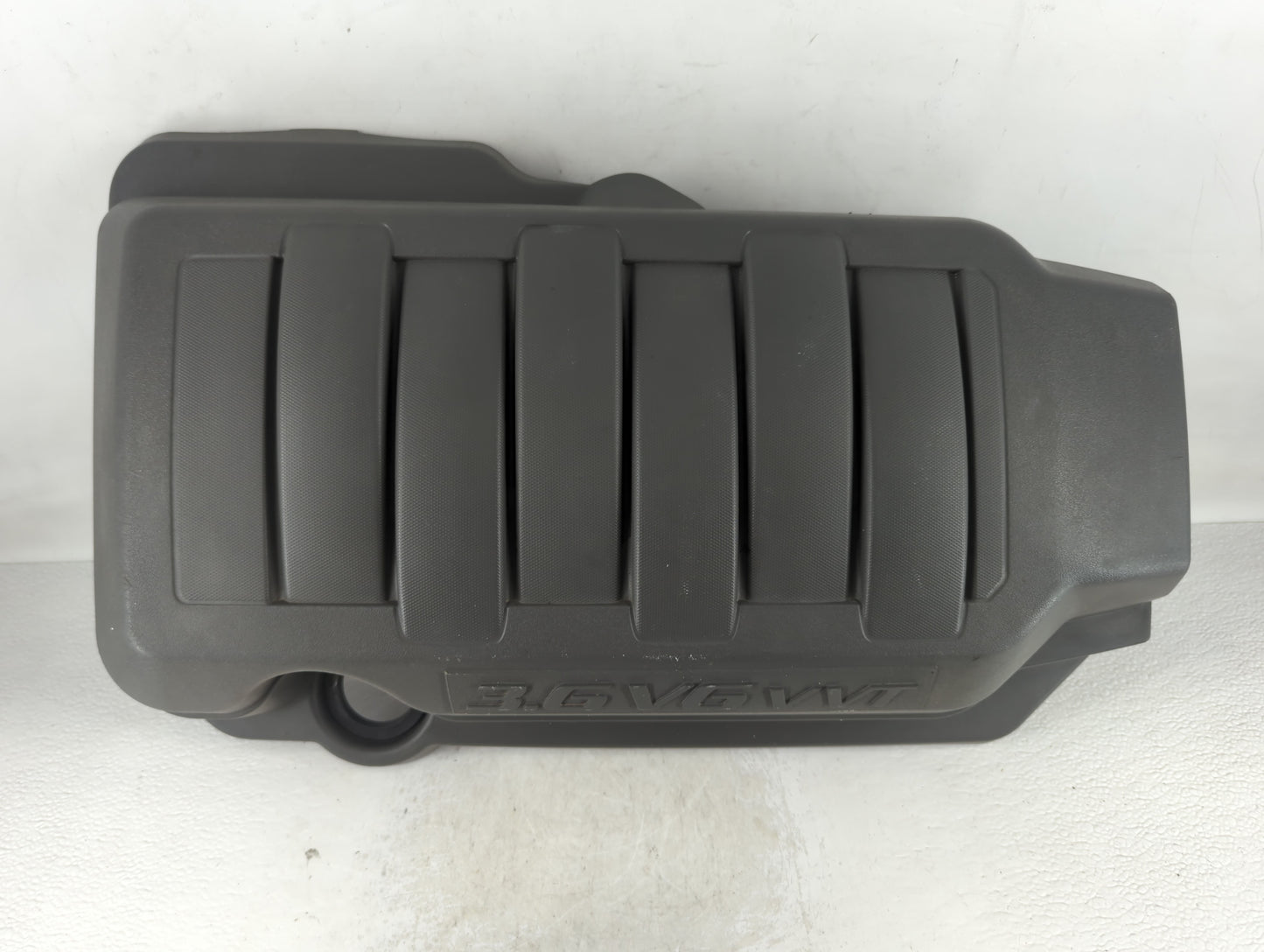 2008 Gmc Acadia Engine Cover - Oemusedautoparts1.com