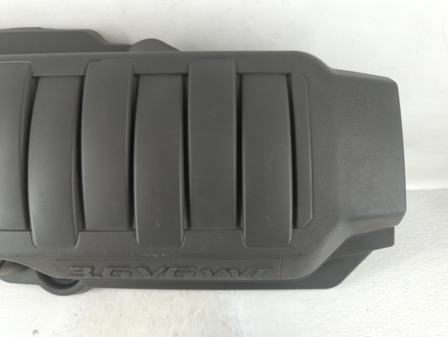 2008 Gmc Acadia Engine Cover - Oemusedautoparts1.com
