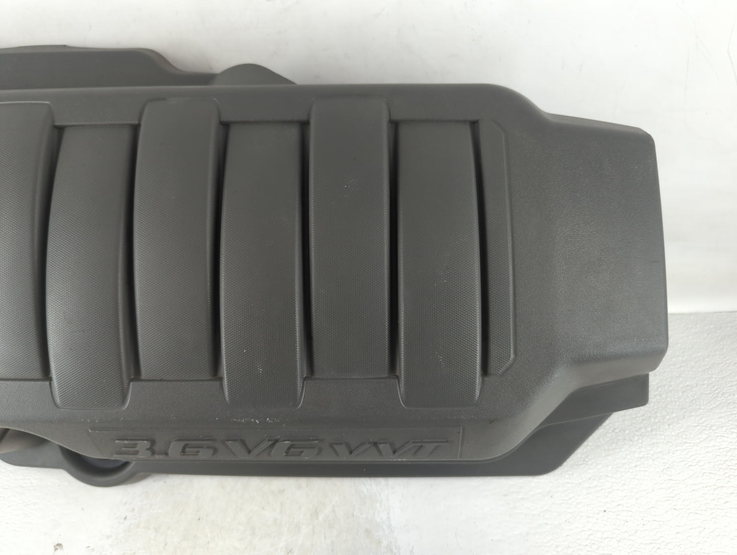 2008 Gmc Acadia Engine Cover - Oemusedautoparts1.com