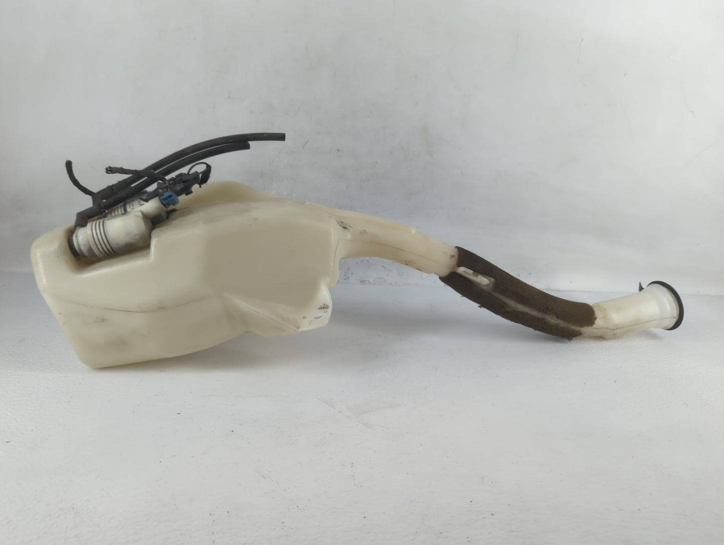 2007-2009 Gmc Acadia Windshield Washer Fluid Reservoir Bottle Oem - Oemusedautoparts1.com