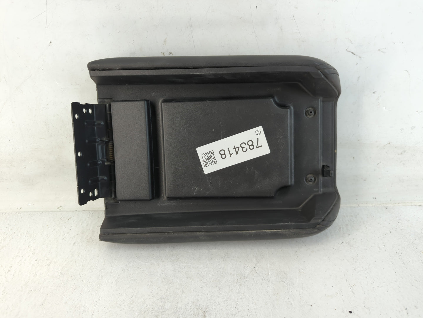 2007-2012 Gmc Acadia Center Console Armrest Cover Lid Fits Fits 2007 2008 2009 2010 2011 2012 OEM Used Auto Parts - Oemuseda