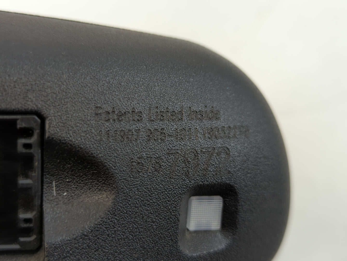 2007-2008 Gmc Acadia Interior Rear View Mirror Replacement OEM P/N:5787972 Fits Fits 2006 2007 2008 2009 2010 2011 2012 OEM 