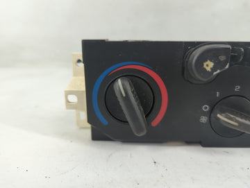 2008 Gmc Canyon Climate Control Module Temperature AC/Heater Replacement P/N:25841856 Fits OEM Used Auto Parts