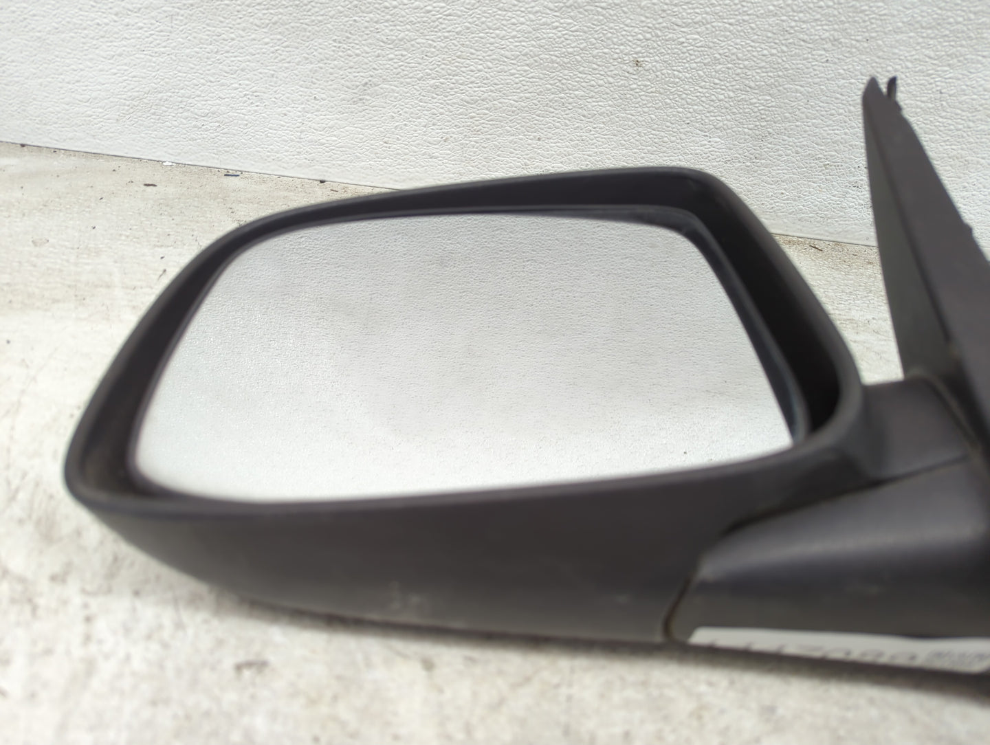 2004-2012 Gmc Canyon Driver Side View Mirror - Left Door Mirror OEM Used - Oemusedautoparts1.com