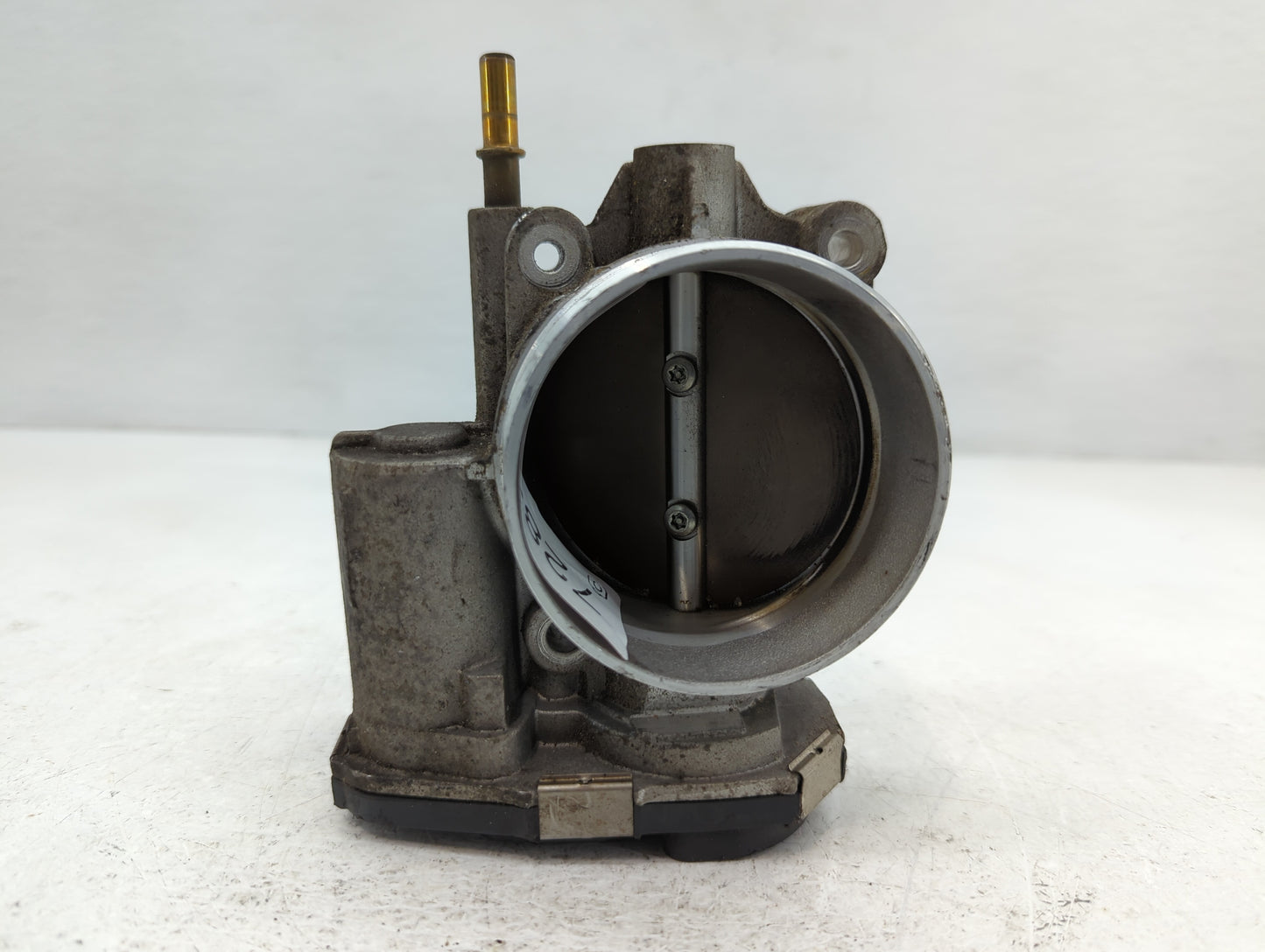2008-2012 Gmc Canyon Throttle Body Fits Fits 2008 2009 2010 2011 2012 OEM Used Auto Parts - Oemusedautoparts1.com