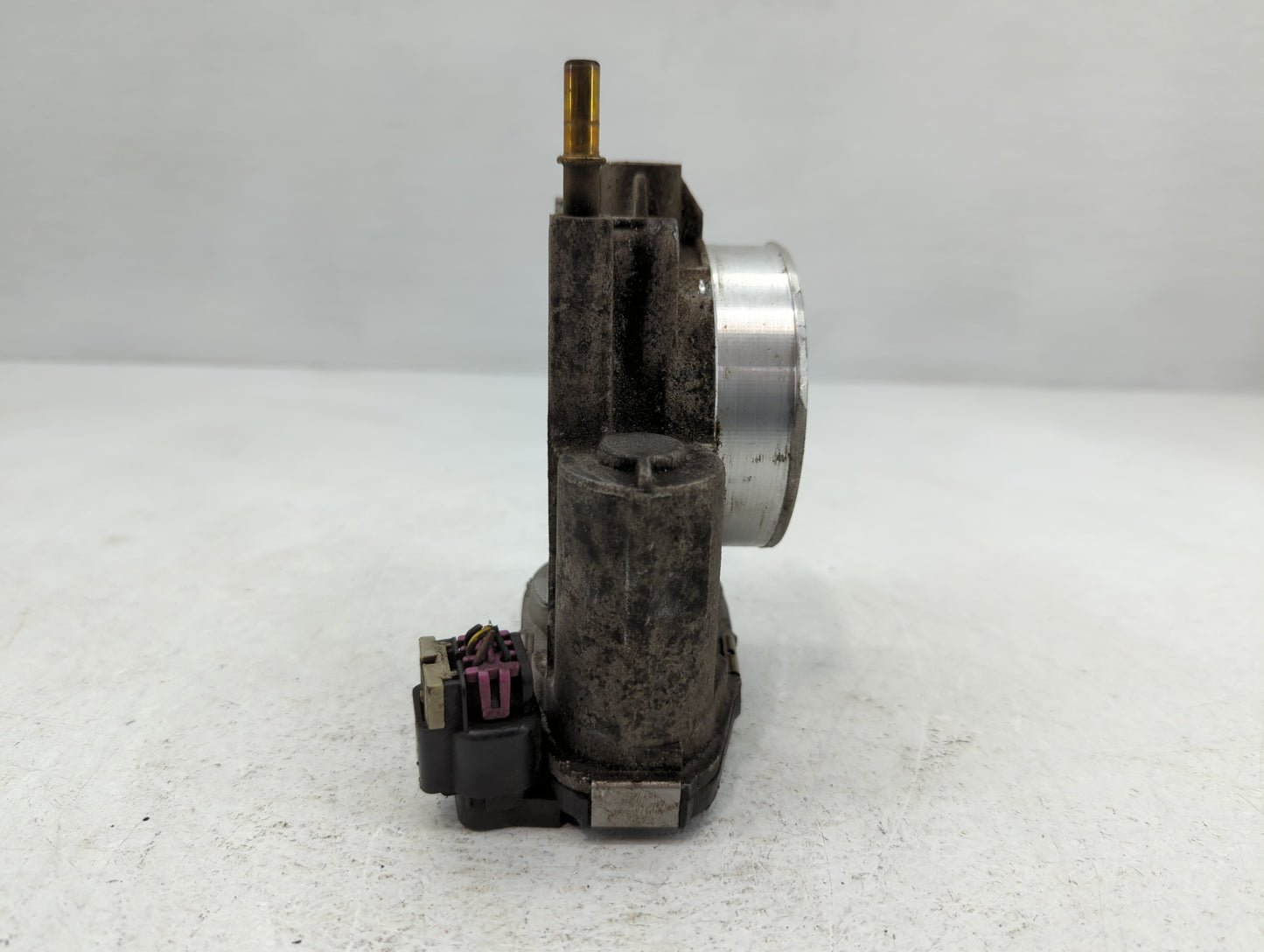 2008-2012 Gmc Canyon Throttle Body Fits Fits 2008 2009 2010 2011 2012 OEM Used Auto Parts - Oemusedautoparts1.com