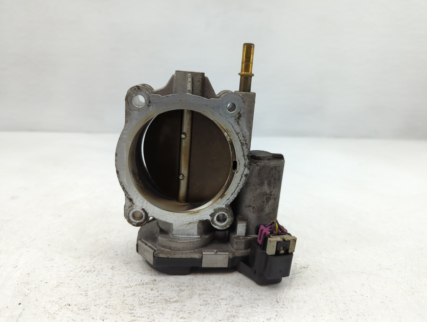 2008-2012 Gmc Canyon Throttle Body Fits Fits 2008 2009 2010 2011 2012 OEM Used Auto Parts - Oemusedautoparts1.com