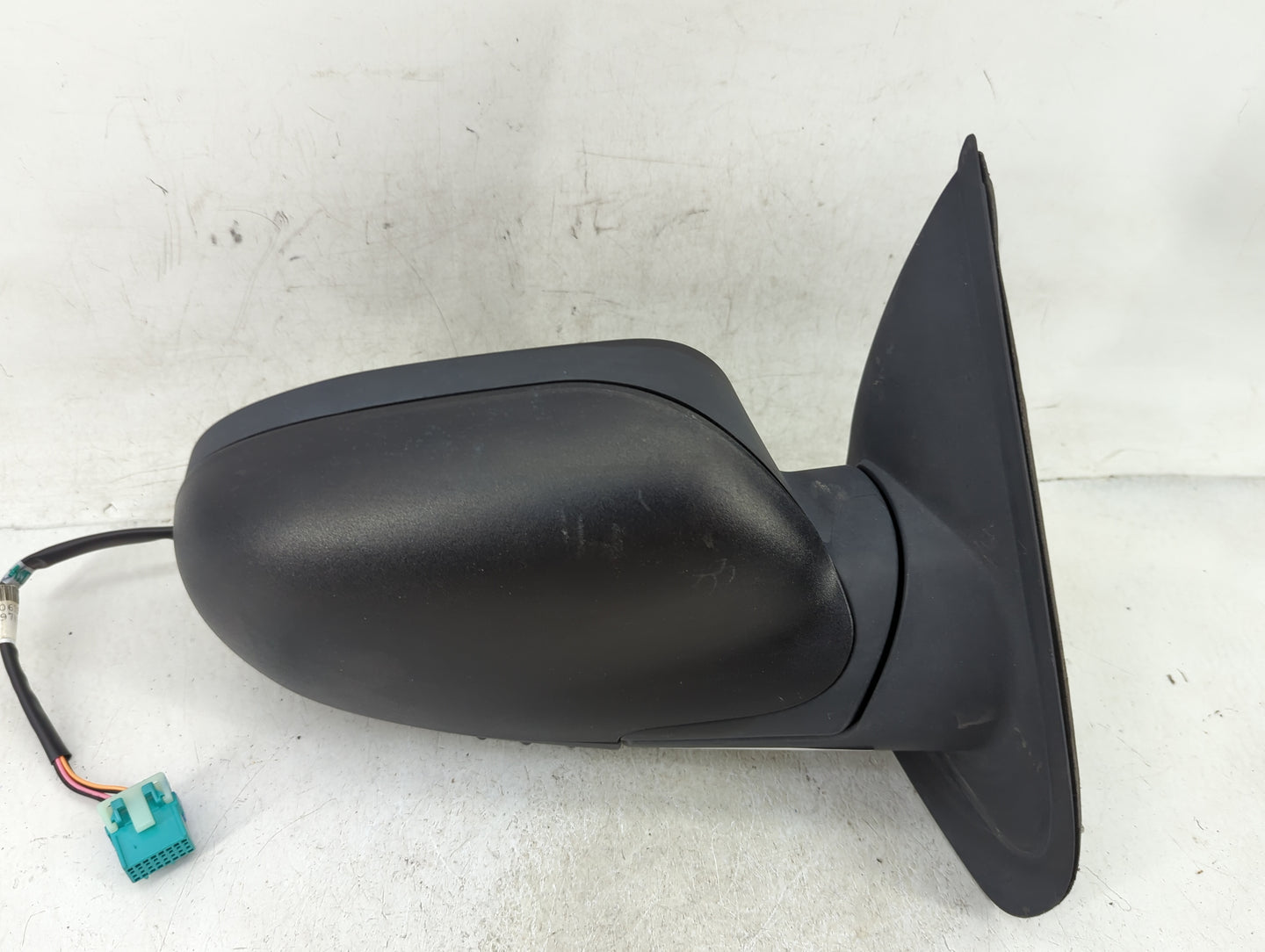 2002-2009 Gmc Envoy Passenger Side View Mirror - Right Door Mirror OEM Used - Oemusedautoparts1.com