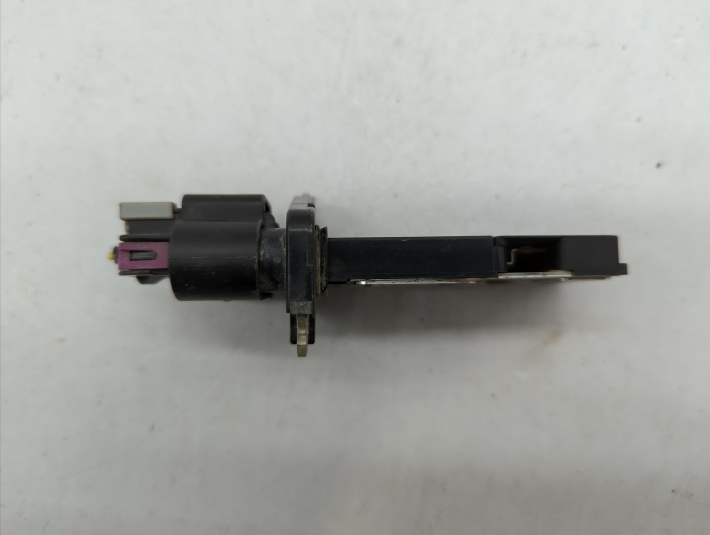 2006-2009 Gmc Envoy Mass Air Flow Meter Maf - Oemusedautoparts1.com