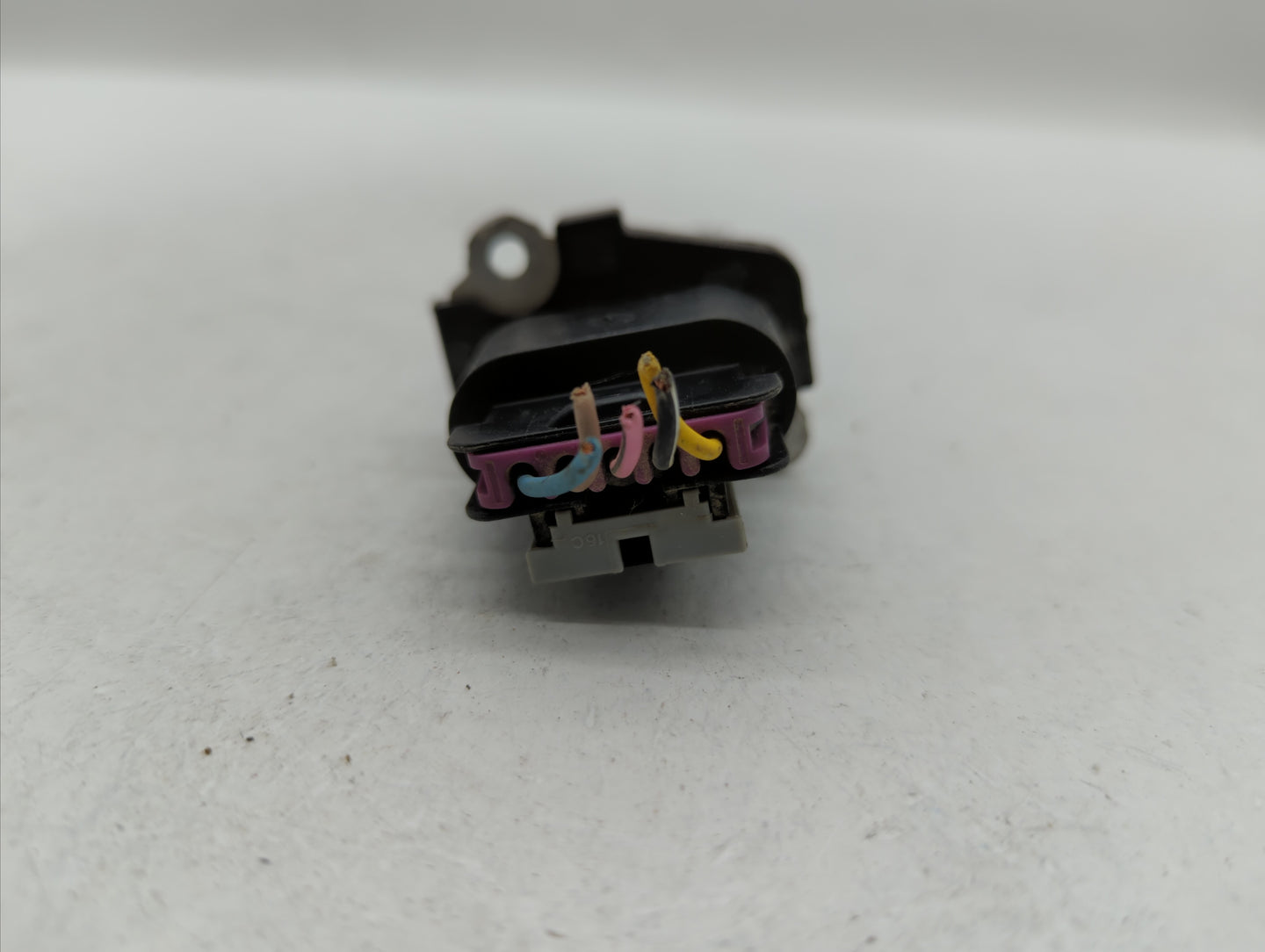 2006-2009 Gmc Envoy Mass Air Flow Meter Maf - Oemusedautoparts1.com