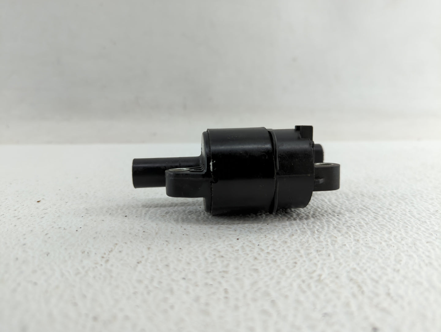 2005-2009 Gmc Envoy Ignition Coil Igniter Pack - Oemusedautoparts1.com