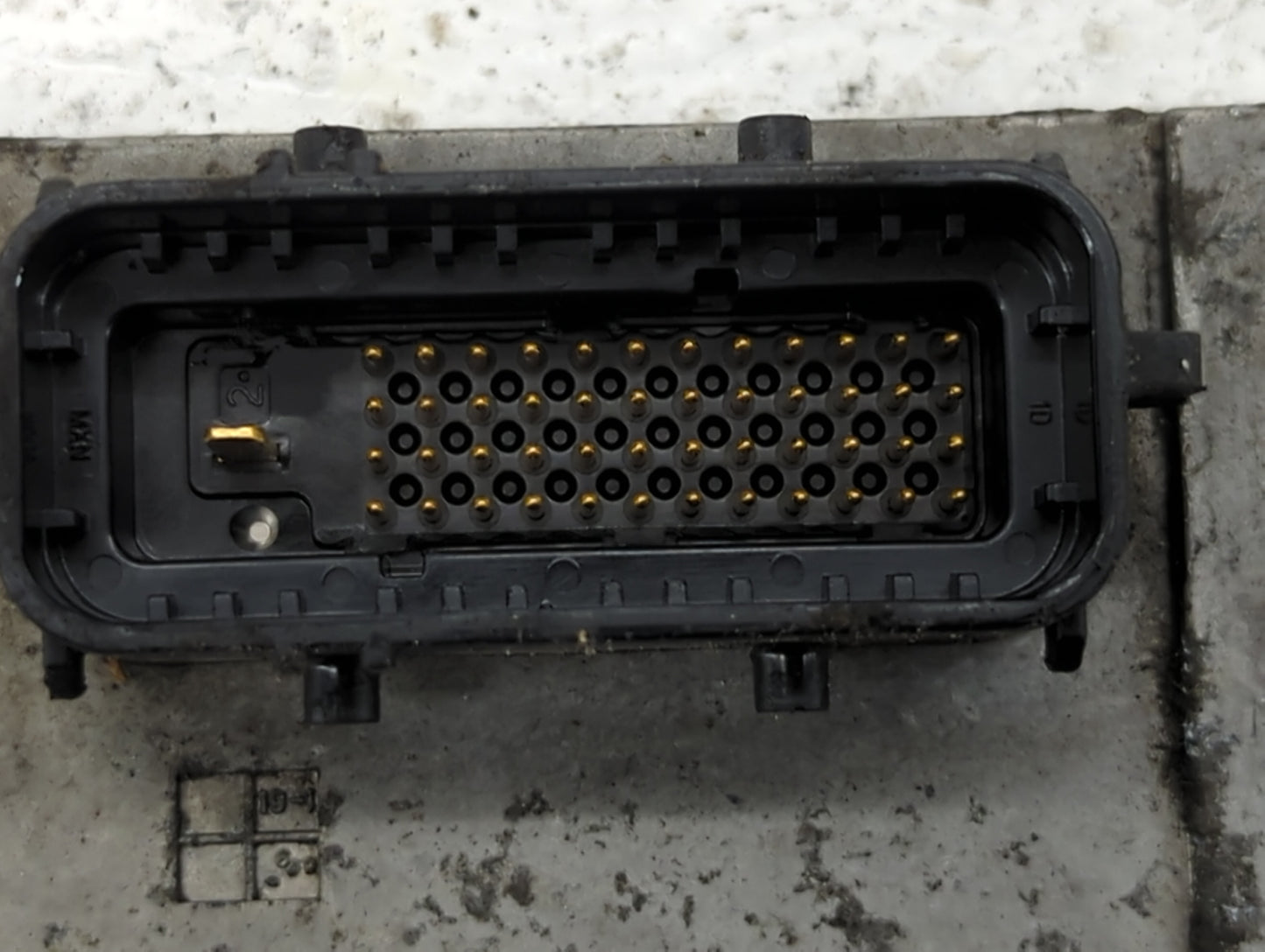 2008 Gmc Envoy PCM Engine Control Computer ECU ECM PCU OEM P/N:24239926 12611937 Fits OEM Used Auto Parts - Oemusedautoparts