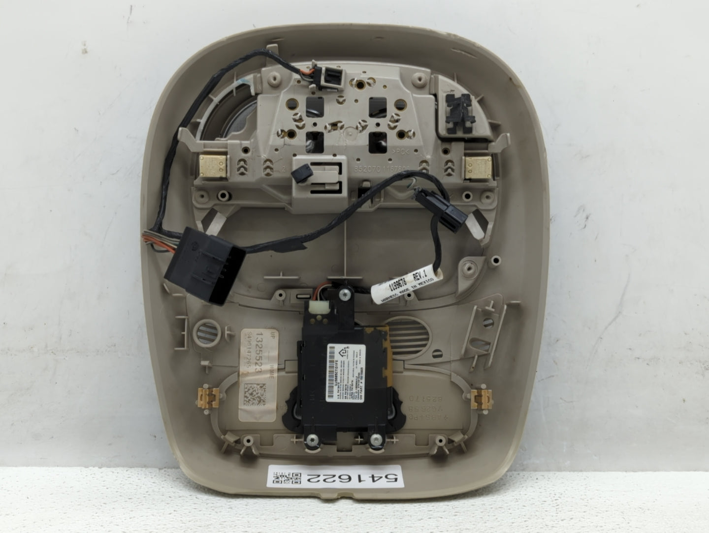 2005-2009 Gmc Envoy Center Floor Console P/N:15015905 Fits Fits 2005 2006 2007 2008 2009 OEM Used Auto Parts - Oemusedautopa