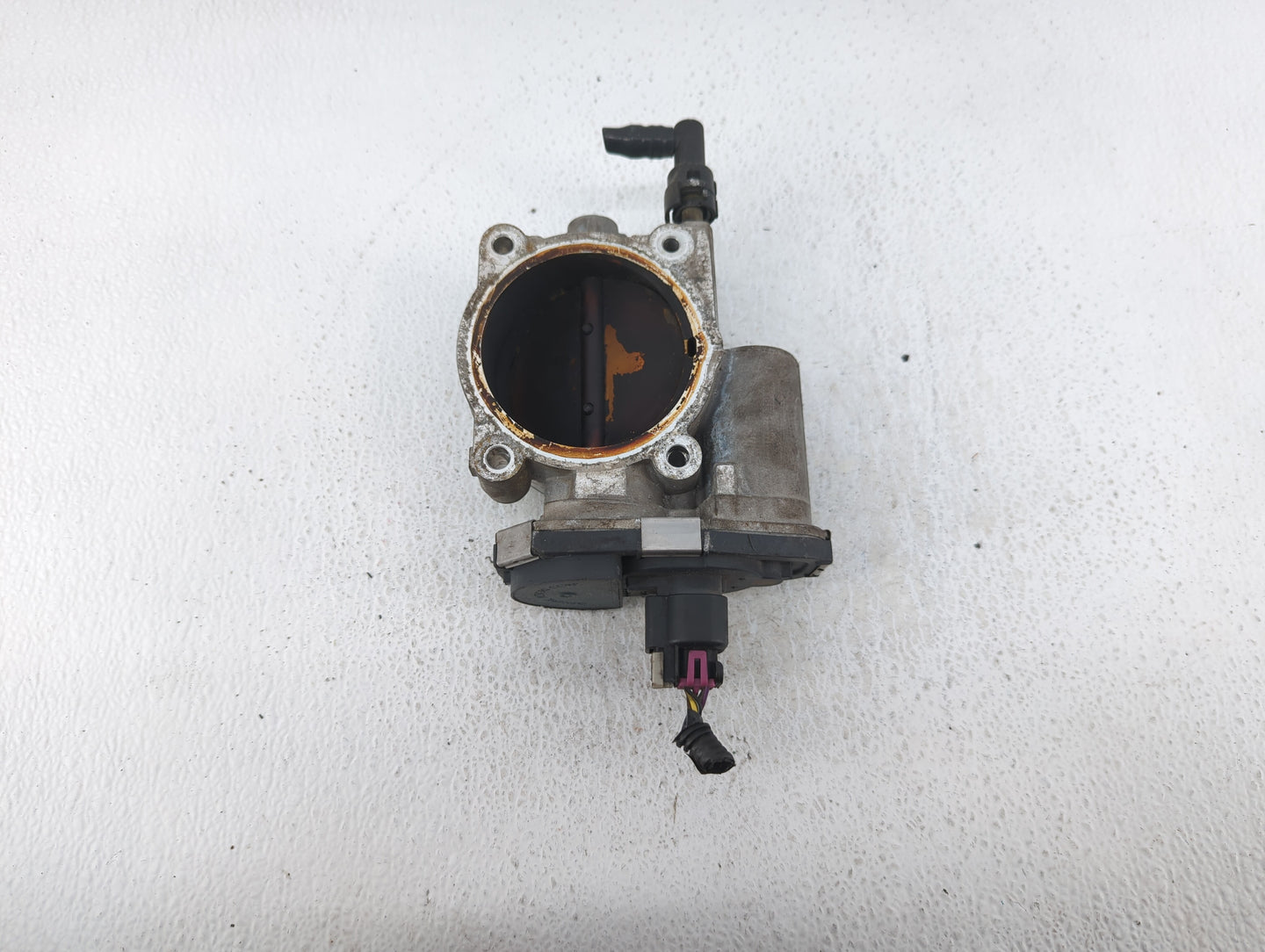 2008-2009 Gmc Envoy Throttle Body P/N:1807AA 865JA Fits Fits 2008 2009 OEM Used Auto Parts - Oemusedautoparts1.com