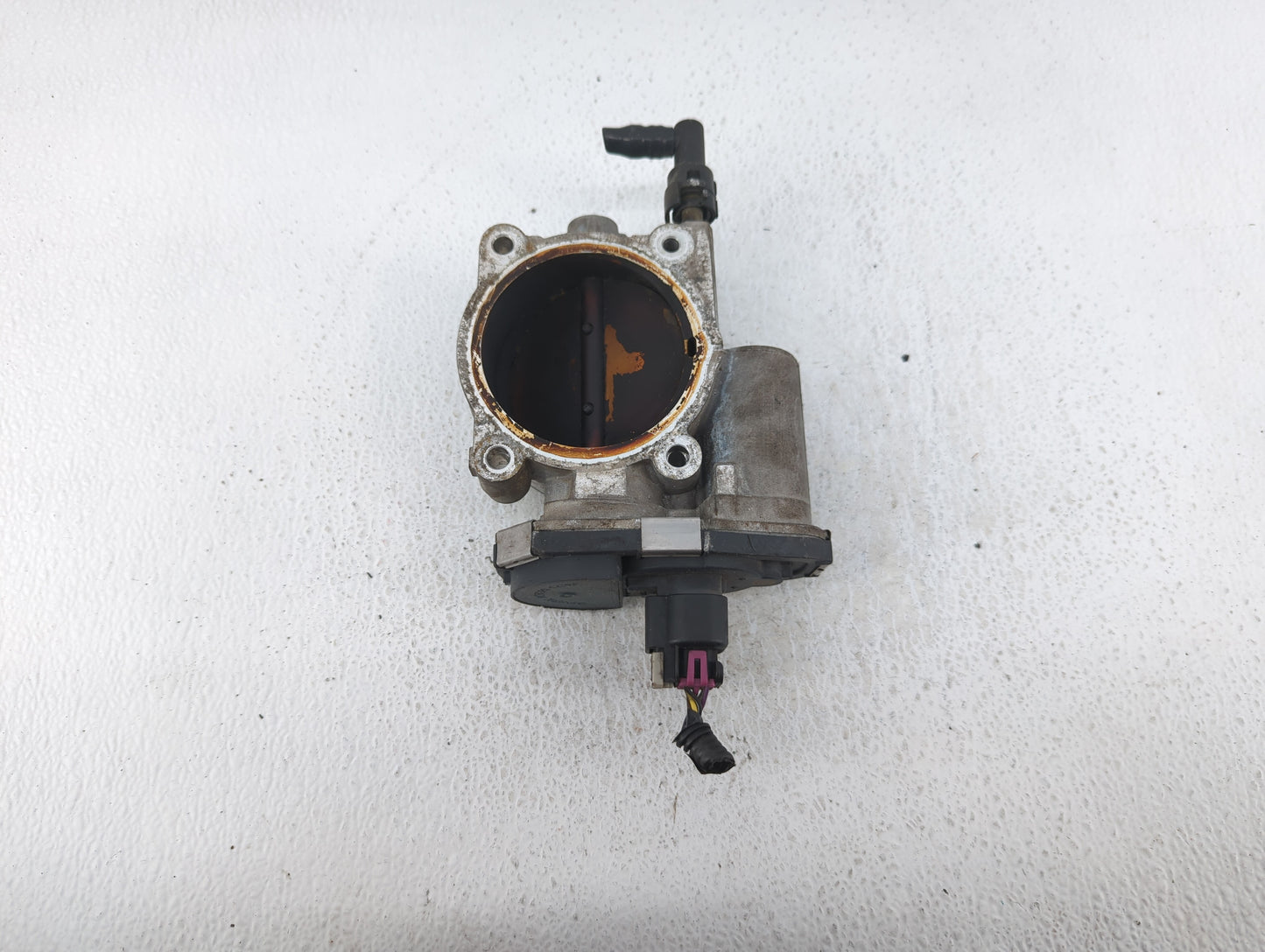 2008-2009 Gmc Envoy Throttle Body P/N:1807AA 865JA Fits Fits 2008 2009 OEM Used Auto Parts - Oemusedautoparts1.com