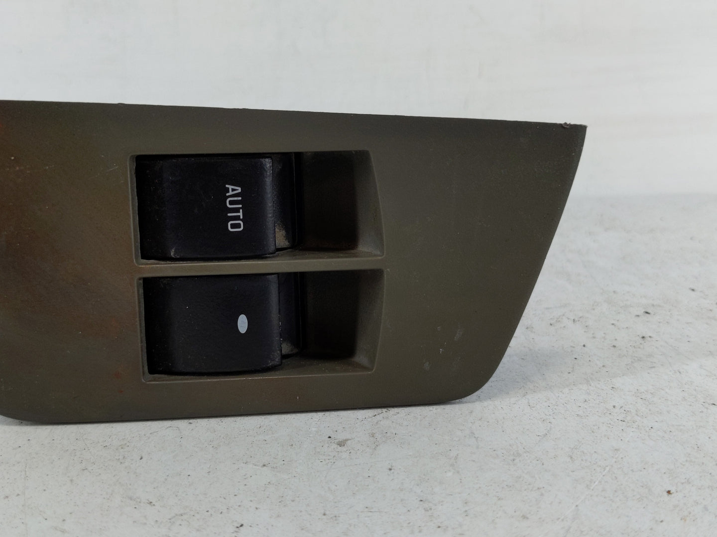 2008-2014 Gmc Savana 1500 Master Power Window Switch Replacement Driver Side Left P/N:25783333 Fits OEM Used Auto Parts - Oe