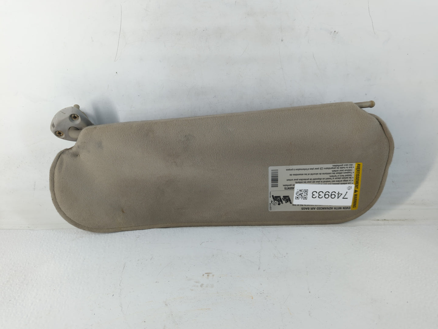 2003-2014 Gmc Savana 1500 Sun Visor Shade Replacement Passenger Right Mirror Fits OEM Used Auto Parts - Oemusedautoparts1.co