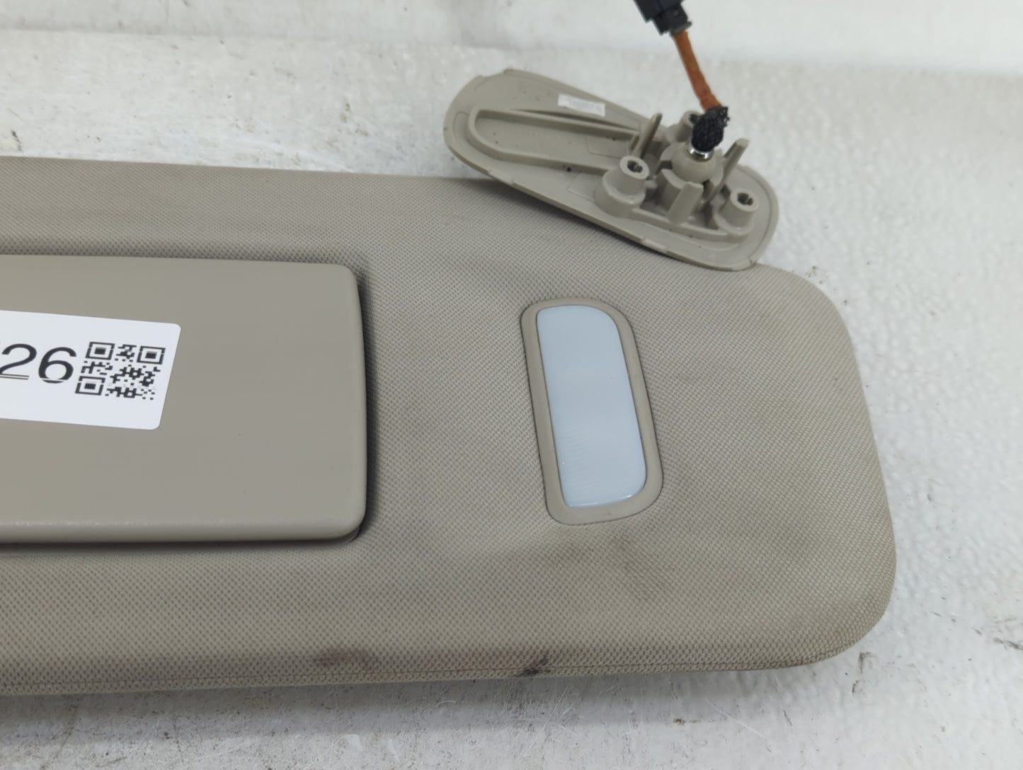 2007-2013 Gmc Sierra 1500 Sun Visor Shade Replacement Passenger Right Mirror Fits Fits 2007 2008 2009 2010 2011 2012 2013 20