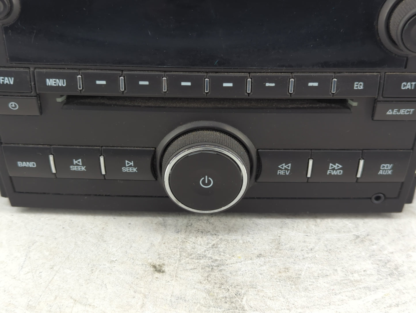 2007-2013 Gmc Sierra 1500 Radio AM FM Cd Player Receiver Replacement P/N:25799567 Fits OEM Used Auto Parts - Oemusedautopart