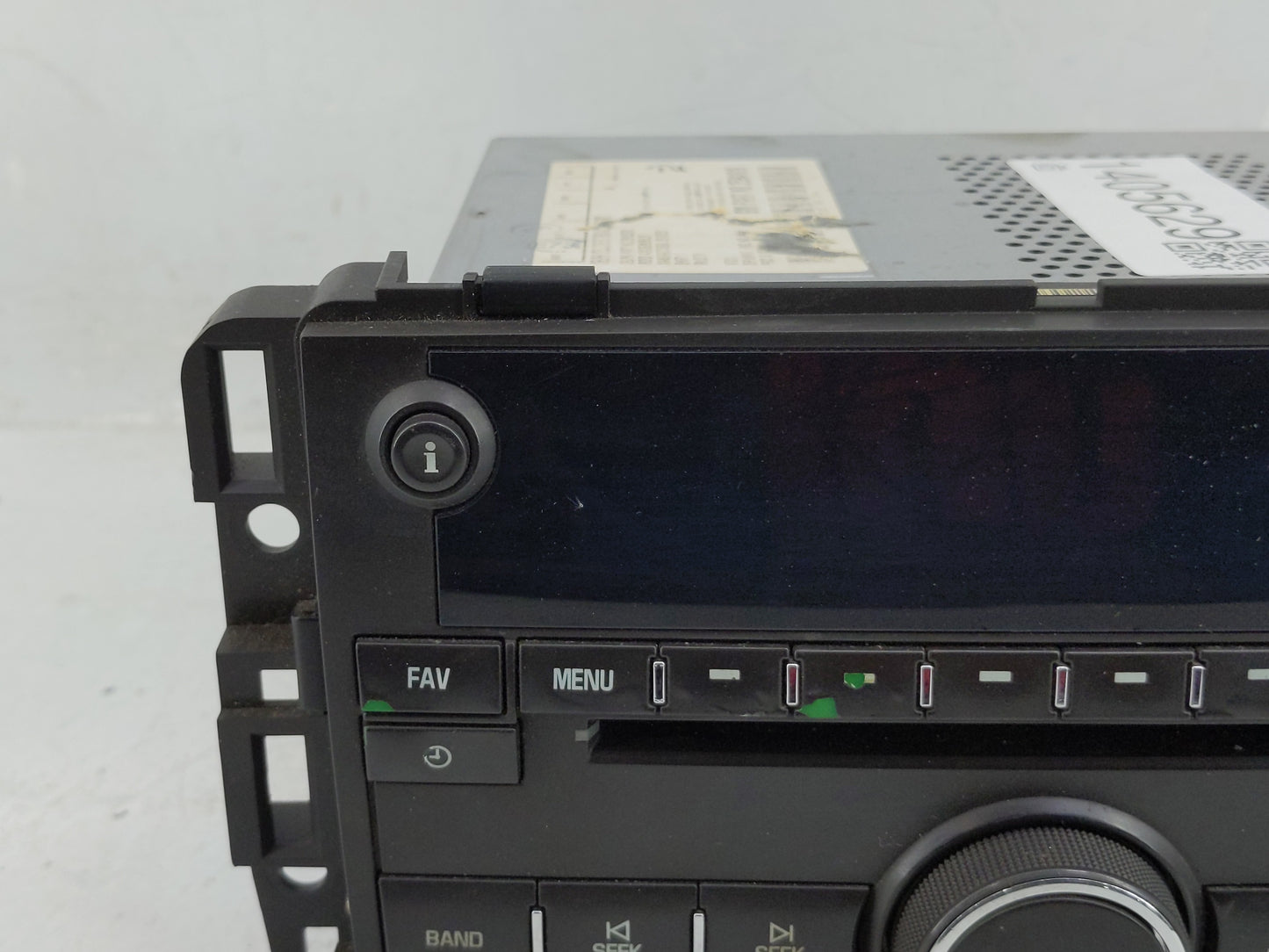 2007-2013 Gmc Sierra 1500 Radio AM FM Cd Player Receiver Replacement P/N:25941919 Fits OEM Used Auto Parts - Oemusedautopart