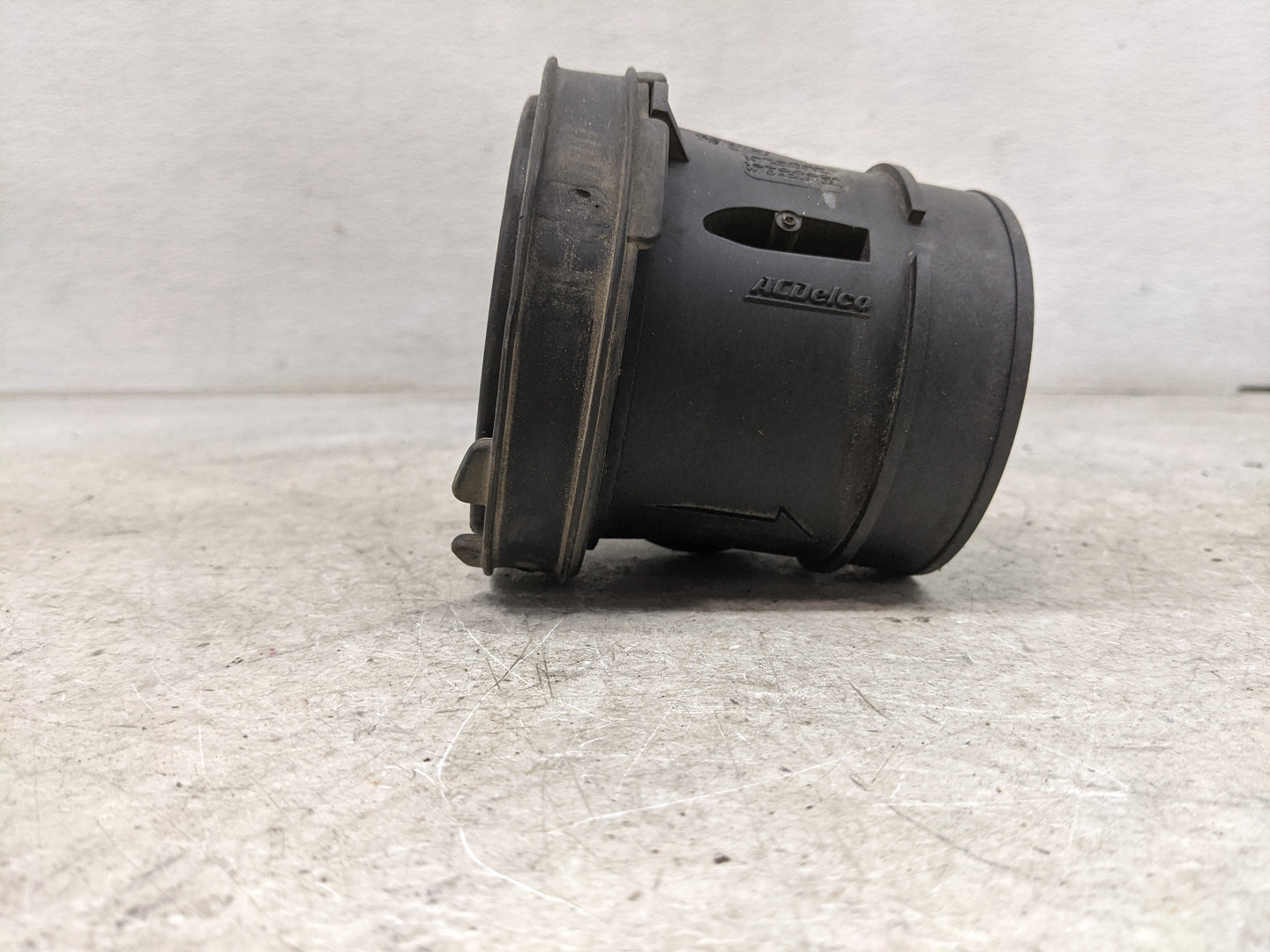 2007-2009 Gmc Sierra 1500 Mass Air Flow Meter Maf 1485584 - Oemusedautoparts1.com