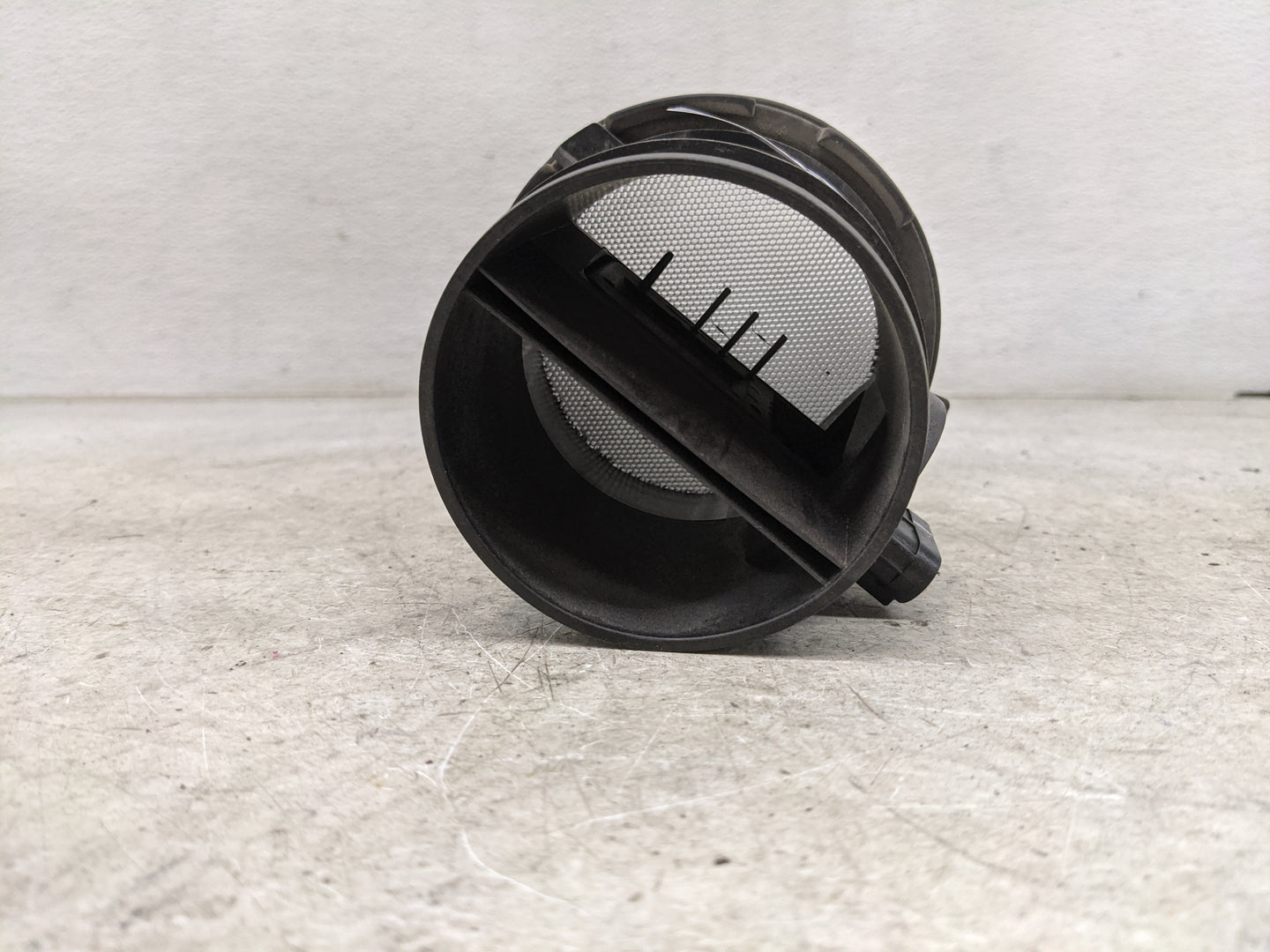 2007-2009 Gmc Sierra 1500 Mass Air Flow Meter Maf 1485584 - Oemusedautoparts1.com