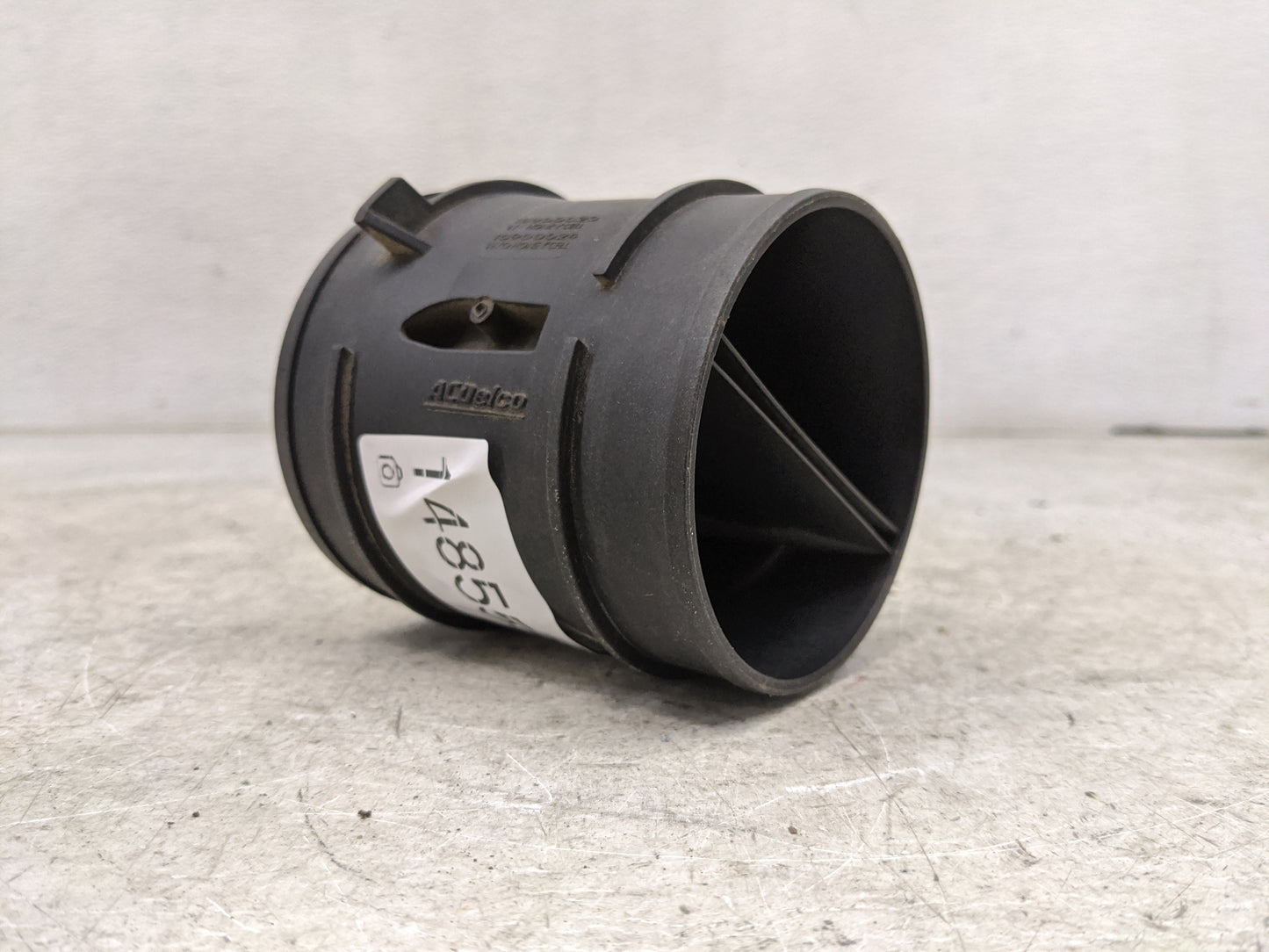 2007-2009 Gmc Sierra 1500 Mass Air Flow Meter Maf 1485587 - Oemusedautoparts1.com