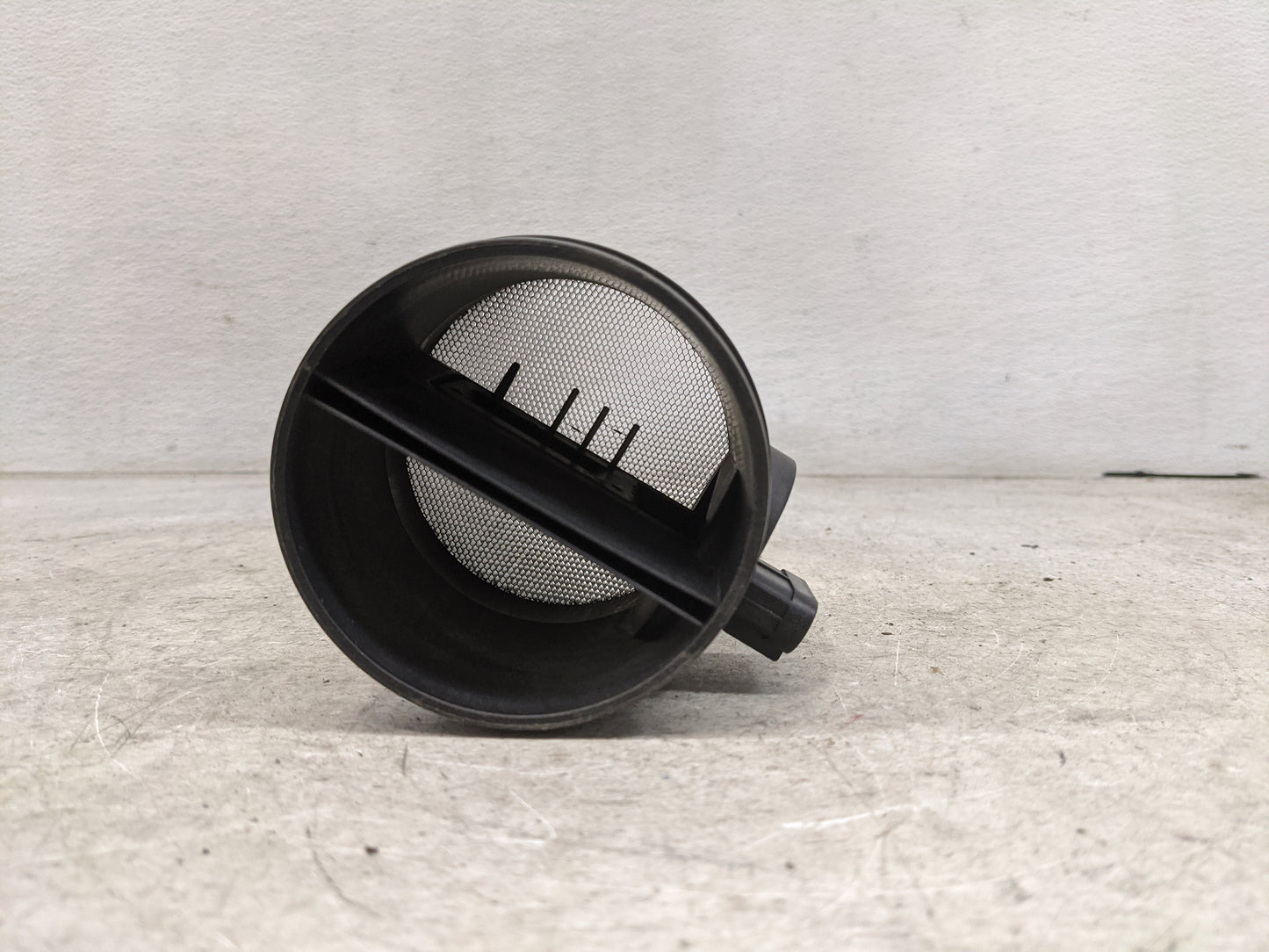 2007-2009 Gmc Sierra 1500 Mass Air Flow Meter Maf 1485587 - Oemusedautoparts1.com