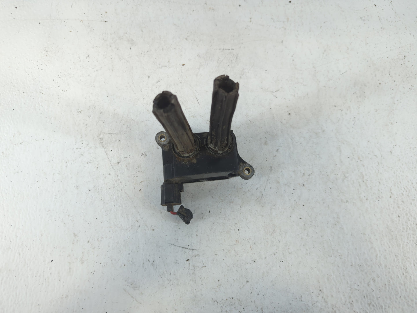 2007-2013 Gmc Sierra 1500 Ignition Coil Igniter Pack - Oemusedautoparts1.com