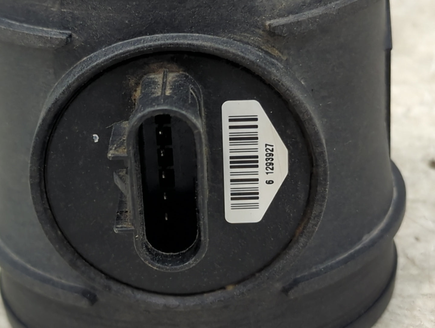 Gmc Sierra 2500 Mass Air Flow Meter Maf 1486394 - Oemusedautoparts1.com