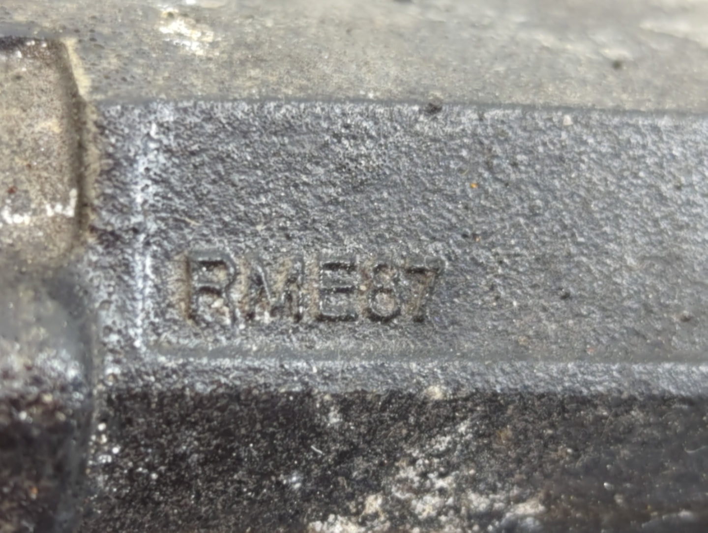 2007-2008 Gmc Yukon Throttle Body P/N:RME57 Fits Fits 2006 2007 2008 2009 OEM Used Auto Parts - Oemusedautoparts1.com