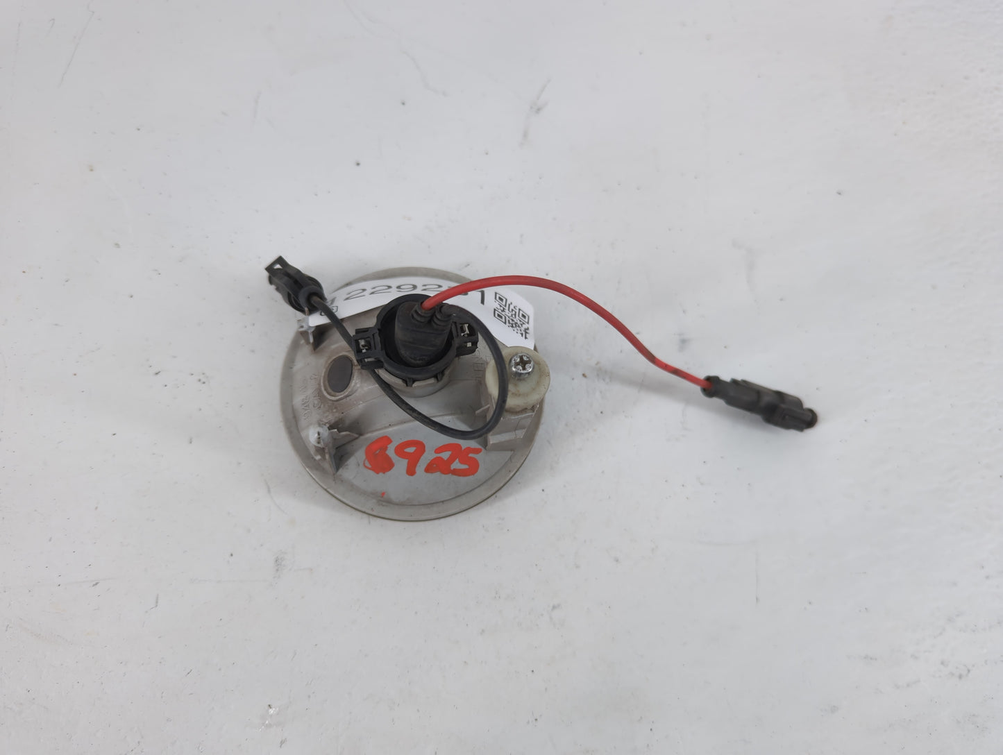 2007-2014 Gmc Yukon Passenger Right Oem Front Light Lamp - Oemusedautoparts1.com