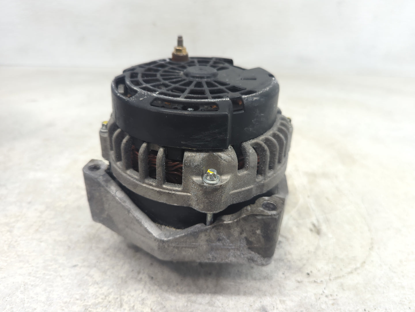 2007-2014 Gmc Yukon Alternator Replacement Generator Charging Assembly Engine OEM Fits OEM Used Auto Parts - Oemusedautopart