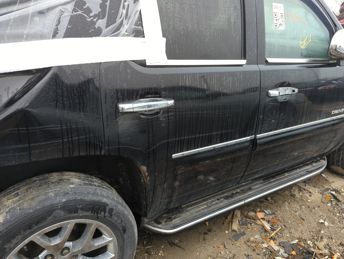 2007-2014 Gmc Yukon Passenger Rear Door Oem - Oemusedautoparts1.com