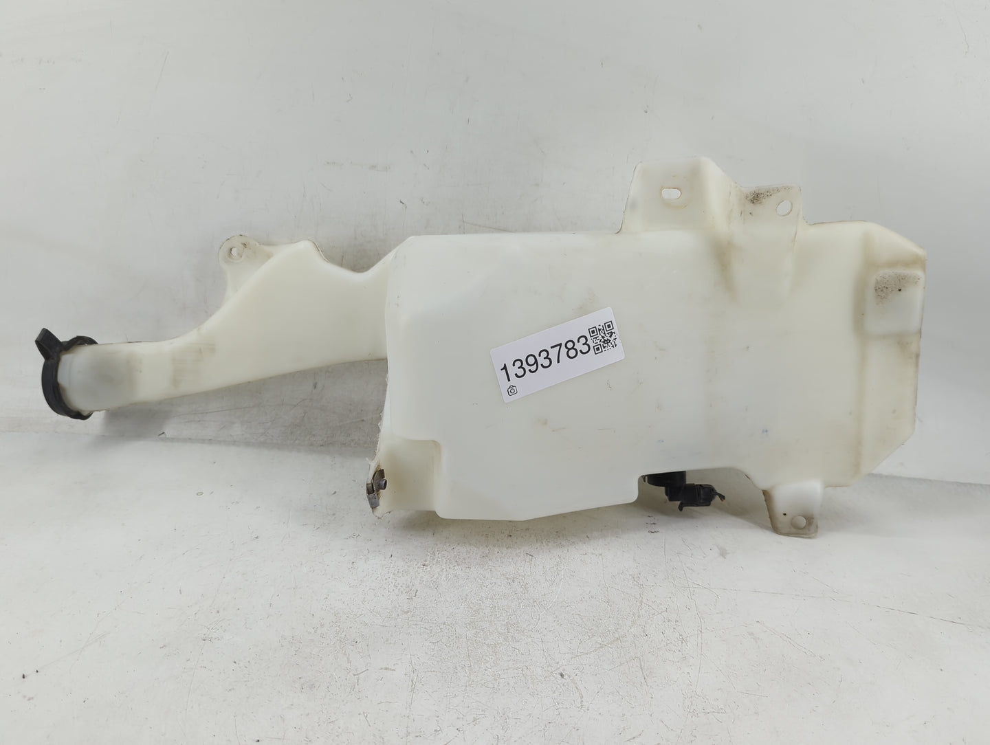 2007-2014 Gmc Yukon Windshield Washer Fluid Reservoir Bottle Oem - Oemusedautoparts1.com