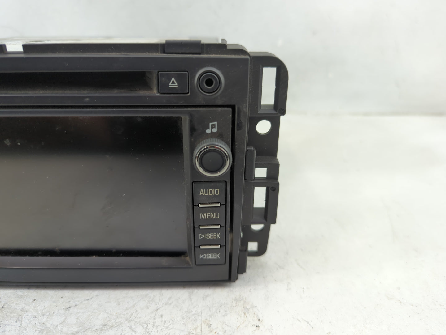 2008-2009 Gmc Yukon Radio AM FM Cd Player Receiver Replacement P/N:25857365 Fits Fits 2008 2009 OEM Used Auto Parts - Oemuse