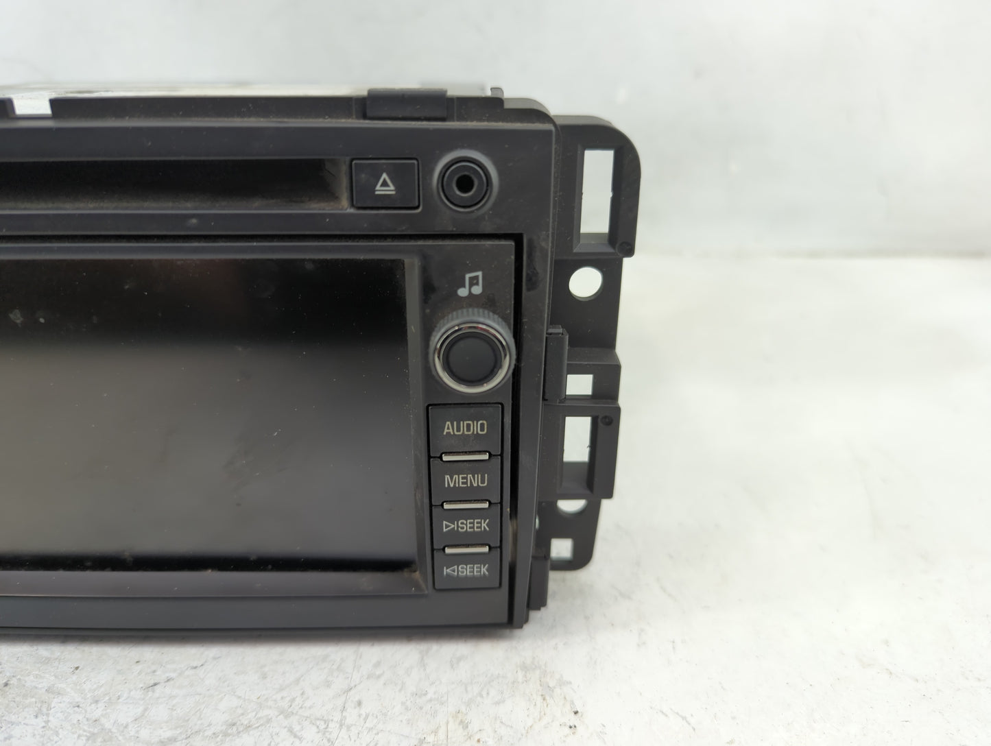 2008-2009 Gmc Yukon Radio AM FM Cd Player Receiver Replacement P/N:25857365 Fits Fits 2008 2009 OEM Used Auto Parts - Oemuse