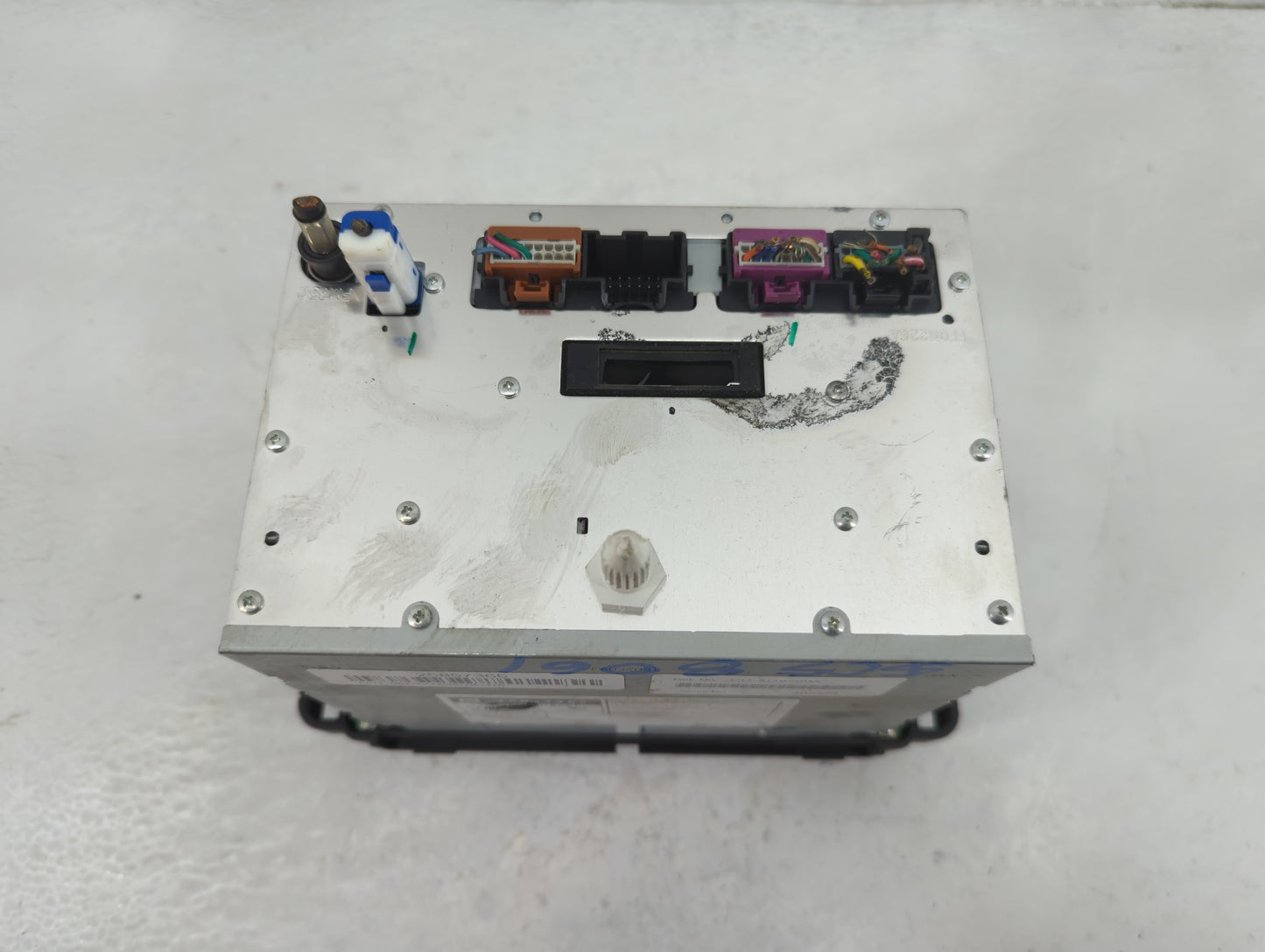2008-2009 Gmc Yukon Radio AM FM Cd Player Receiver Replacement P/N:25857365 Fits Fits 2008 2009 OEM Used Auto Parts - Oemuse