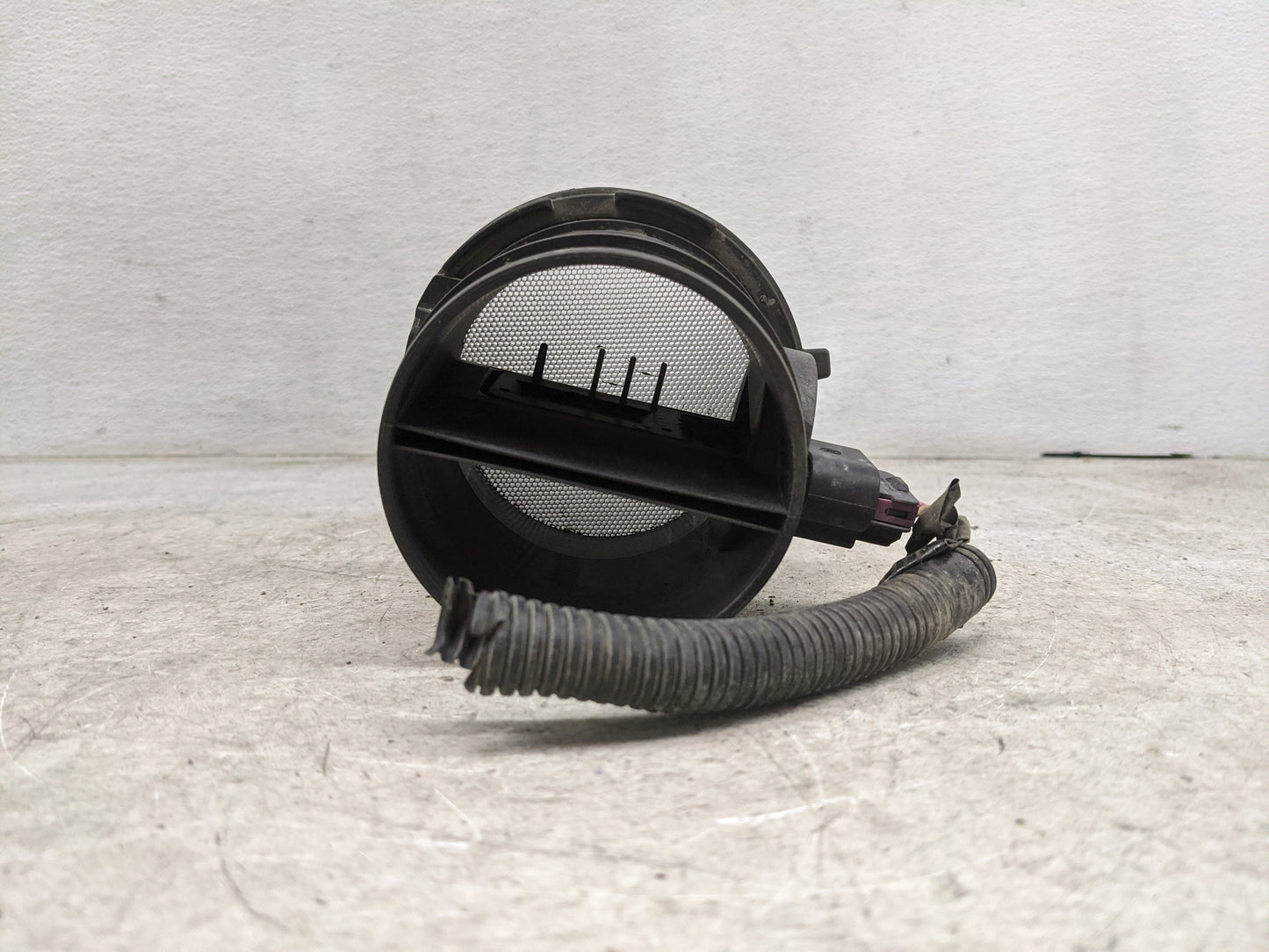 2007-2009 Gmc Yukon Mass Air Flow Meter Maf 1485582 - Oemusedautoparts1.com