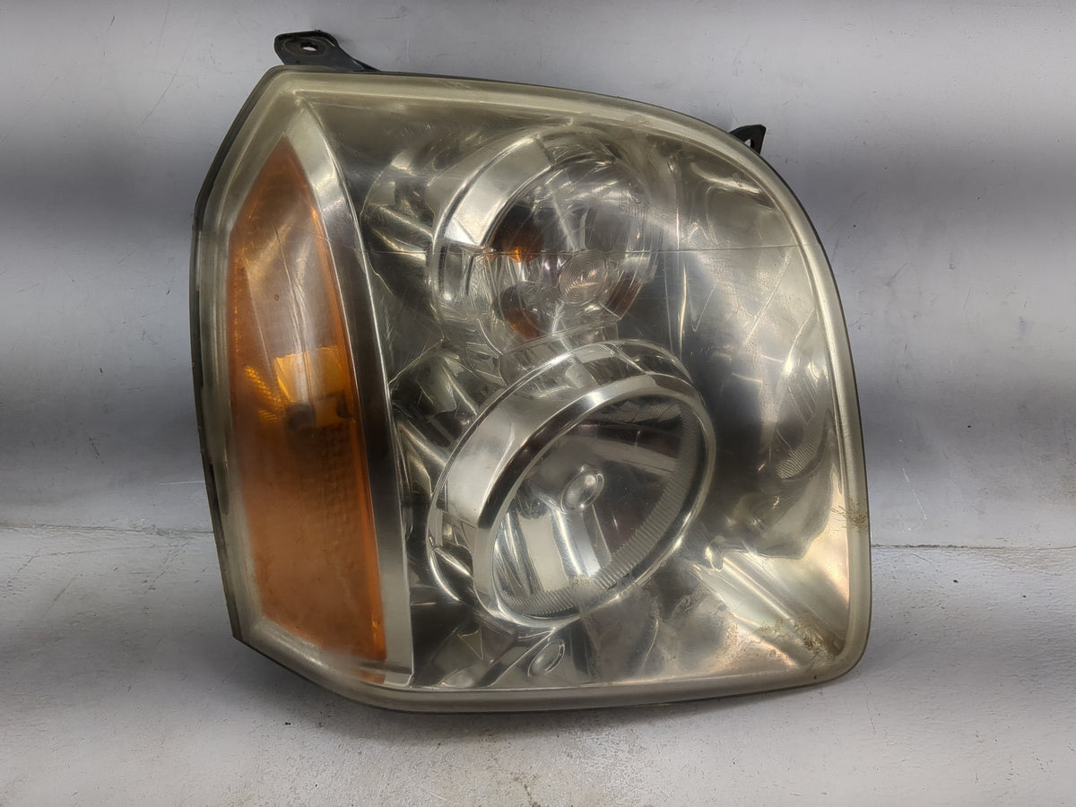 2007-2014 Gmc Yukon Passenger Right Oem Head Light Headlight Lamp Black - Oemusedautoparts1.com