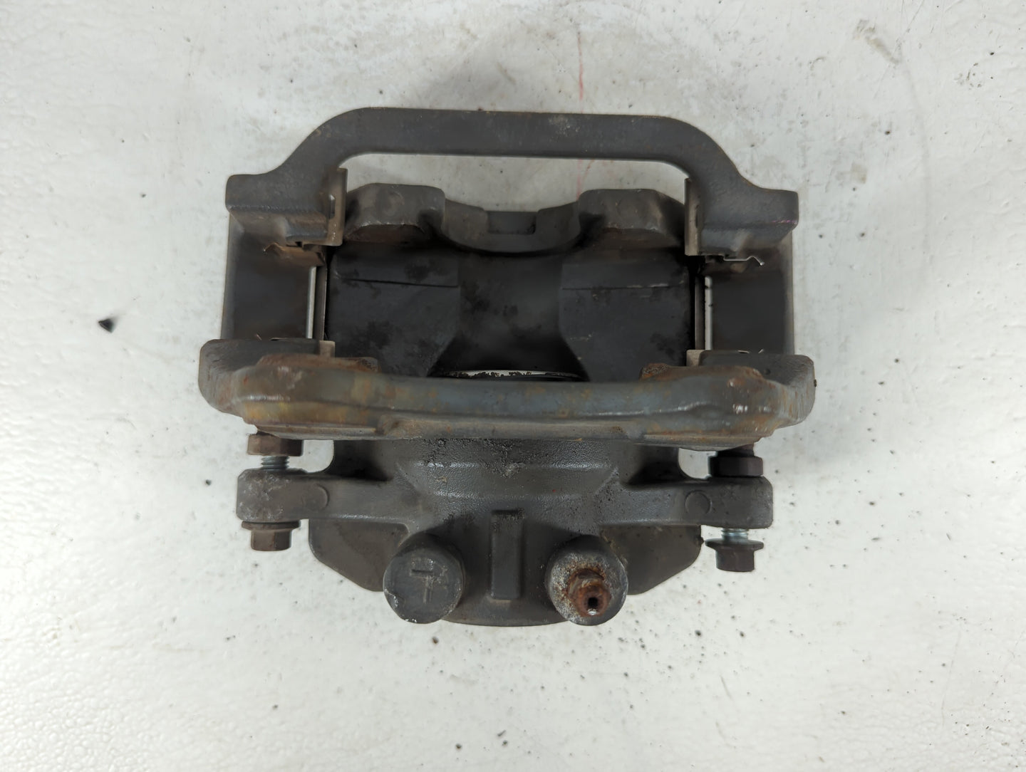 2007-2020 Gmc Yukon Front Driver Left Brake Caliper 700817 - Oemusedautoparts1.com
