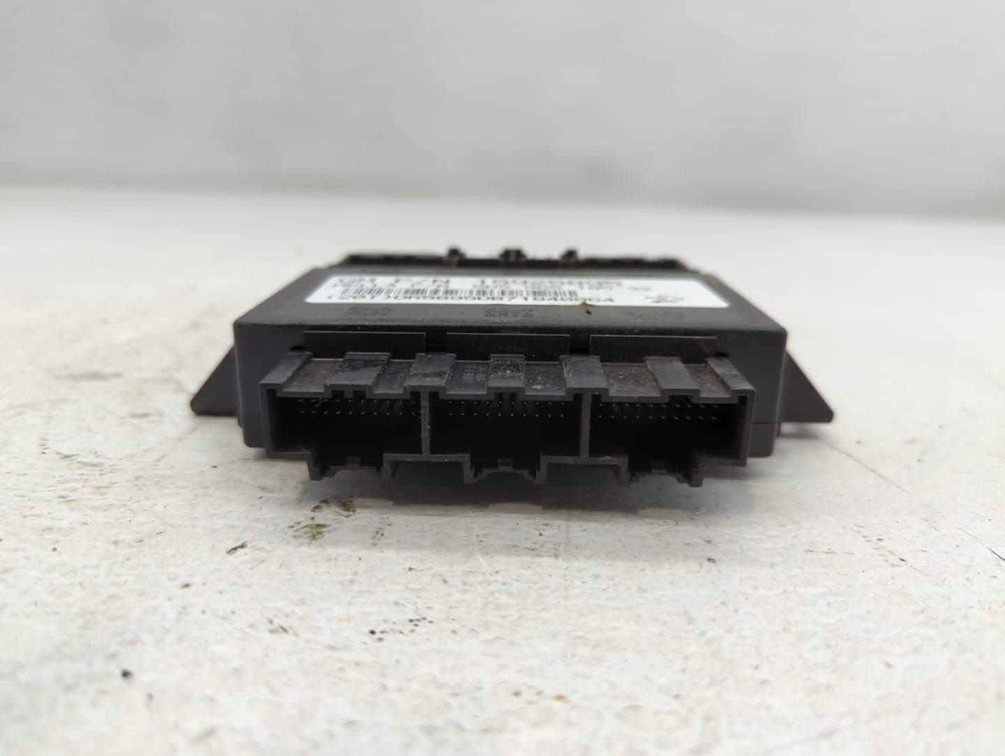 2007-2011 Gmc Yukon Body Control Module Bcm Inner Cabin Fuse Box - Oemusedautoparts1.com