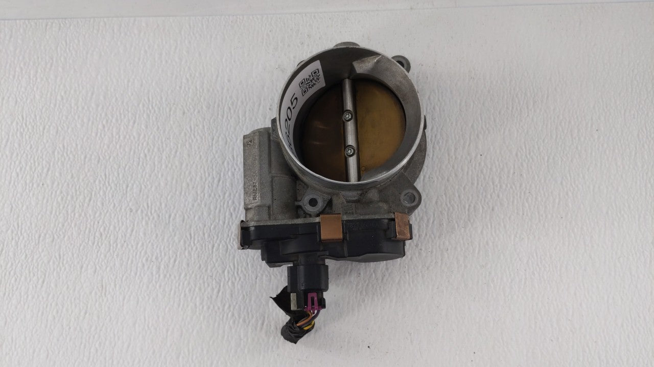 2008 Gmc Yukon Xl 1500 Throttle Body P/N:RME87-3A 0760 Fits OEM Used Auto Parts - Oemusedautoparts1.com