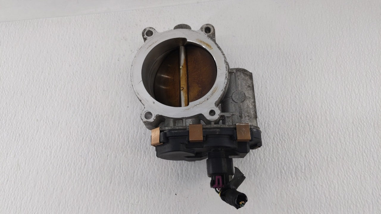 2008 Gmc Yukon Xl 1500 Throttle Body P/N:RME87-3A 0760 Fits OEM Used Auto Parts - Oemusedautoparts1.com