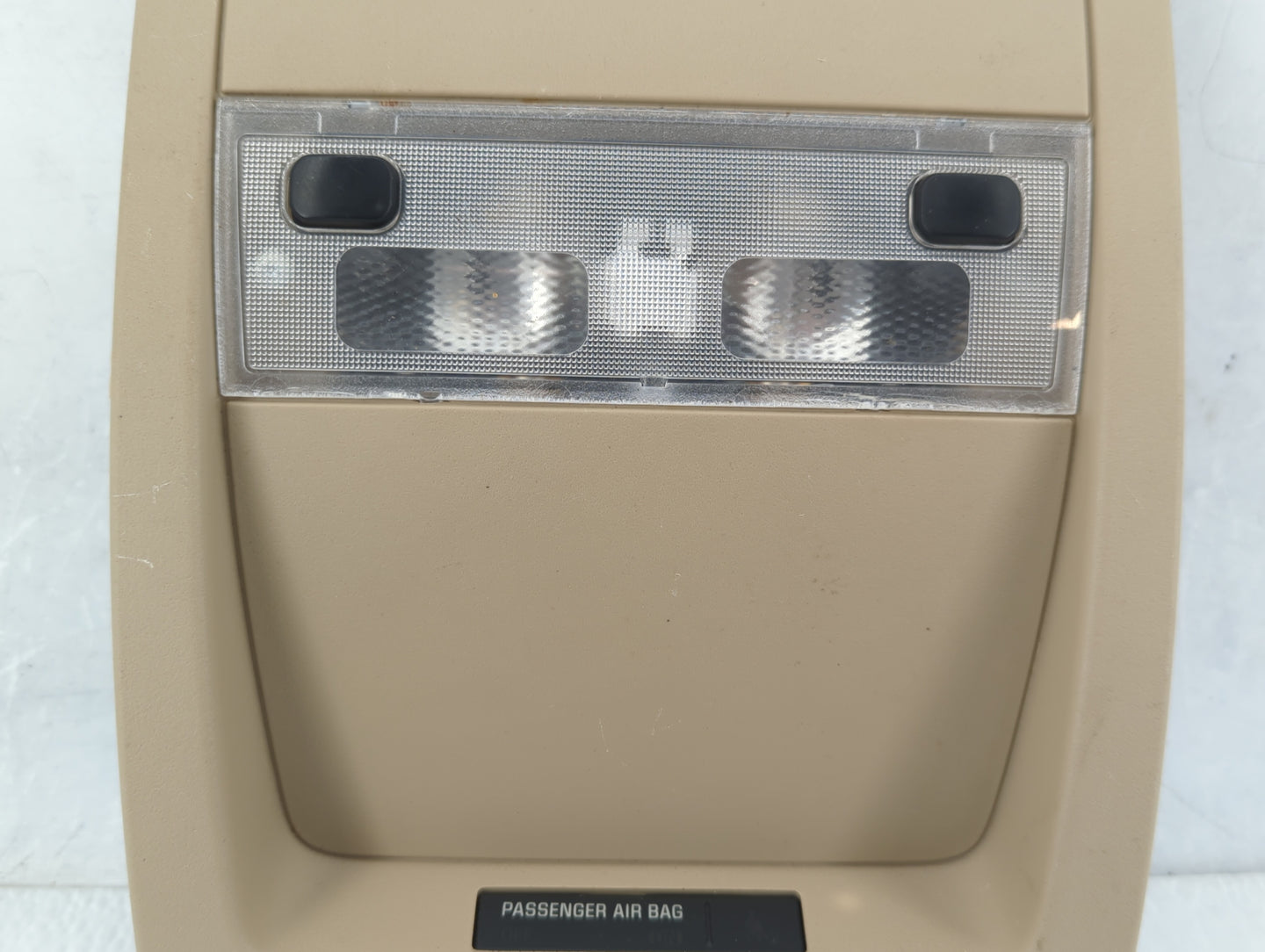 2007-2009 Gmc Yukon Xl 1500 Center Floor Console P/N:16886-LT Fits Fits 2007 2008 2009 2010 2011 2012 2013 OEM Used Auto Par