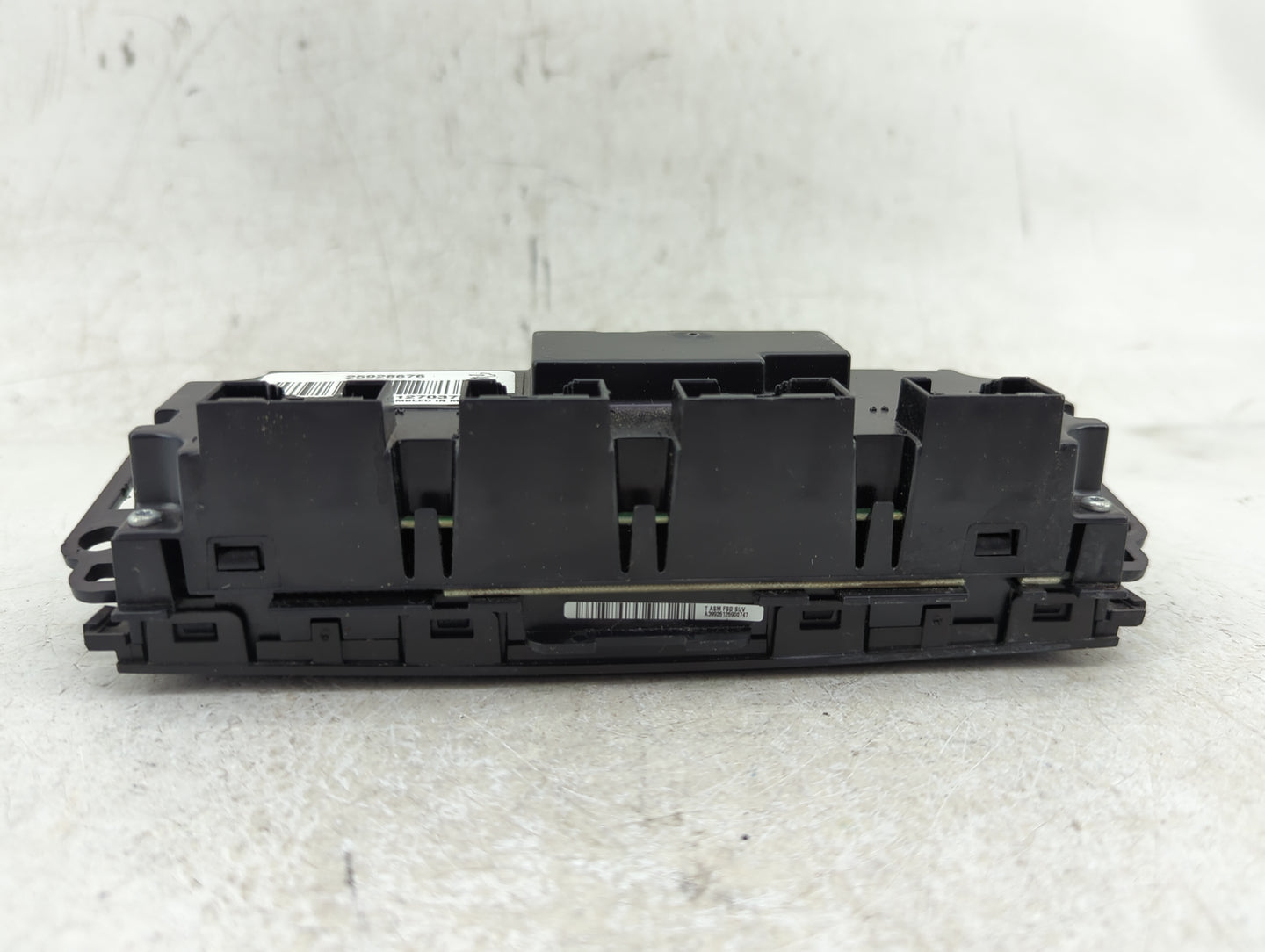 2008 Gmc Yukon Xl 1500 Climate Control Module Temperature AC/Heater Replacement P/N:25928676 Fits OEM Used Auto Parts - Oemu